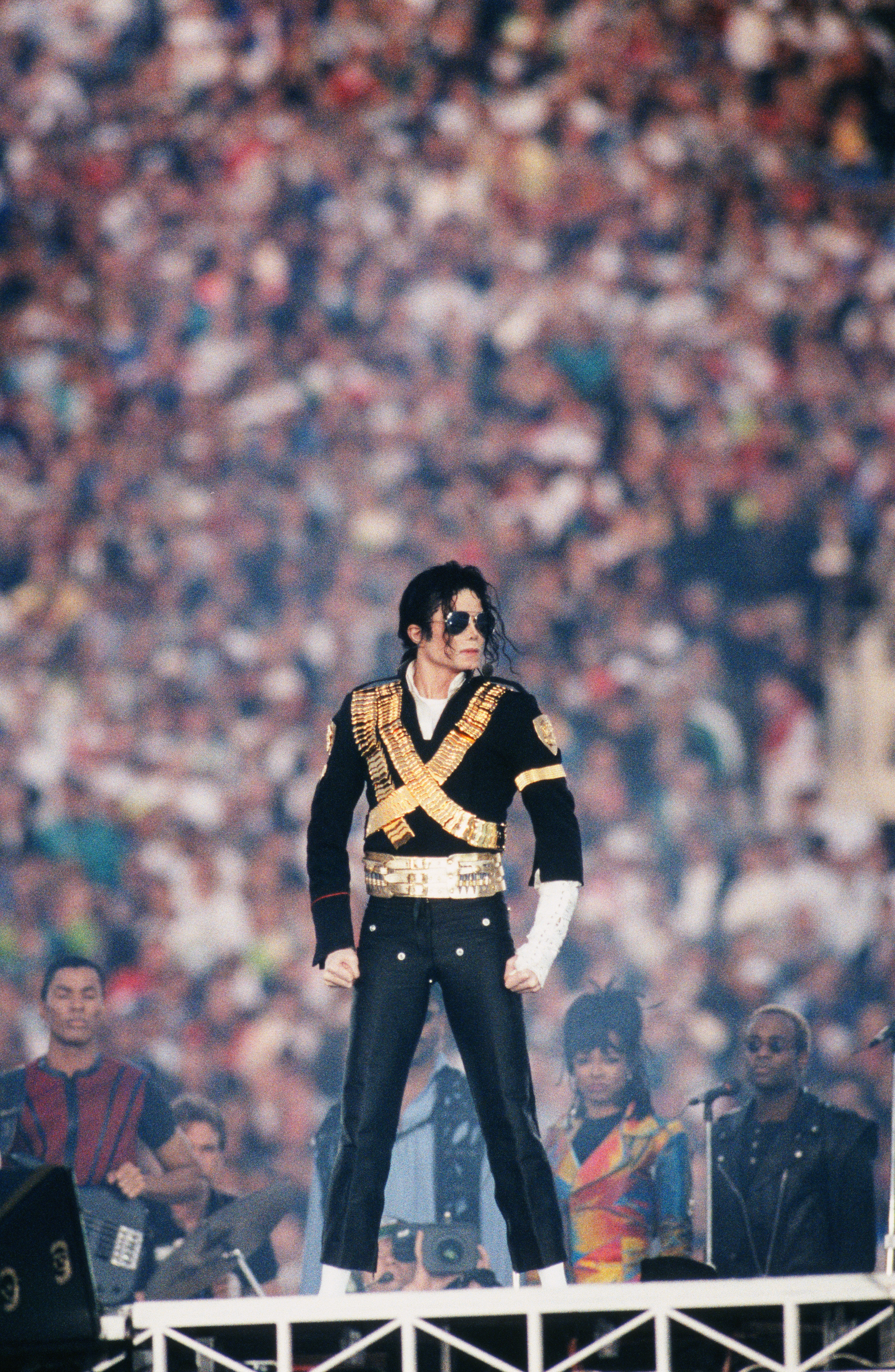 Michael Jackson performs at the Superbowl XXVII halftime show on January 31, 1993, in Pasadena, California. | Source: Getty Images