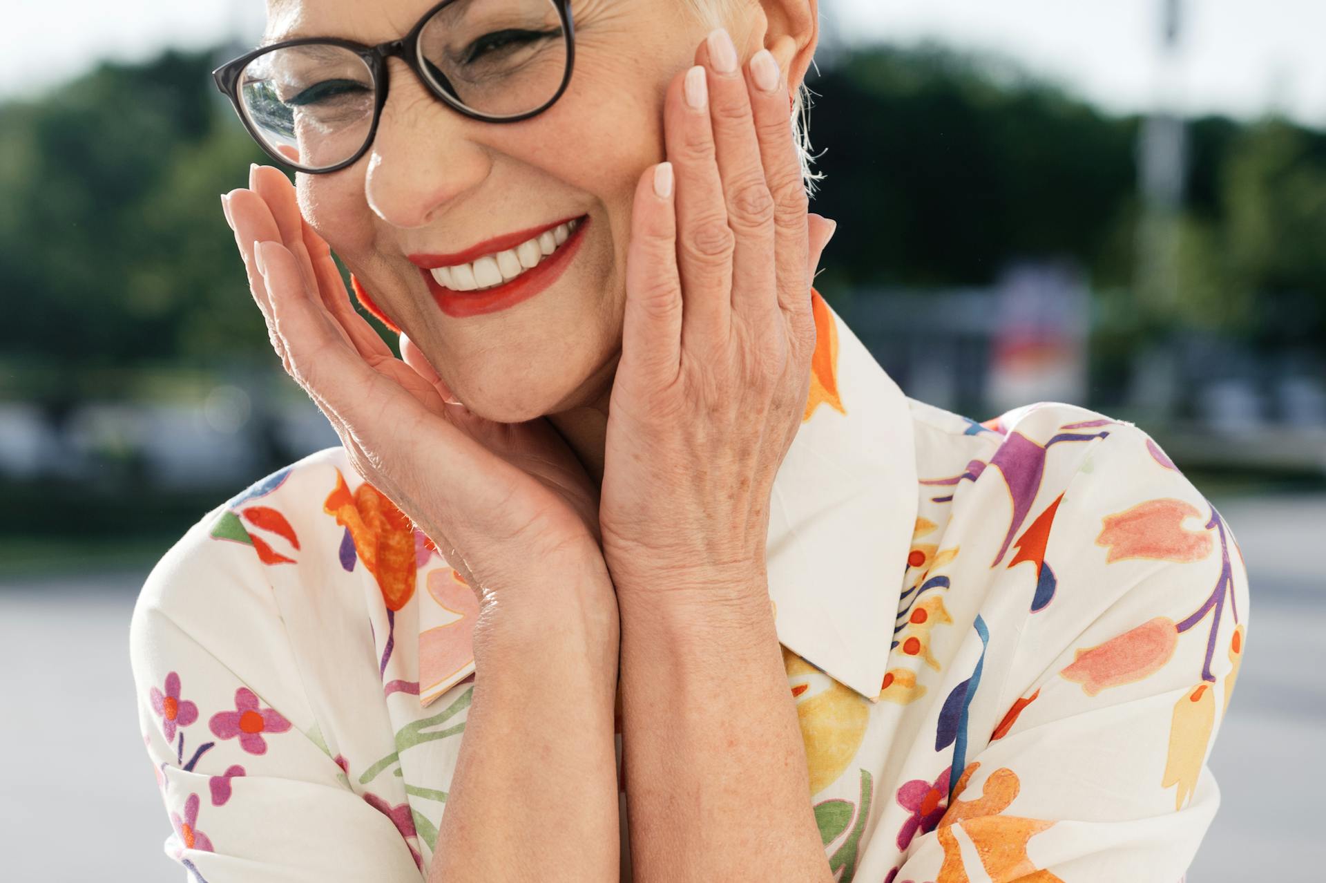 A smiling woman | Source: Pexels