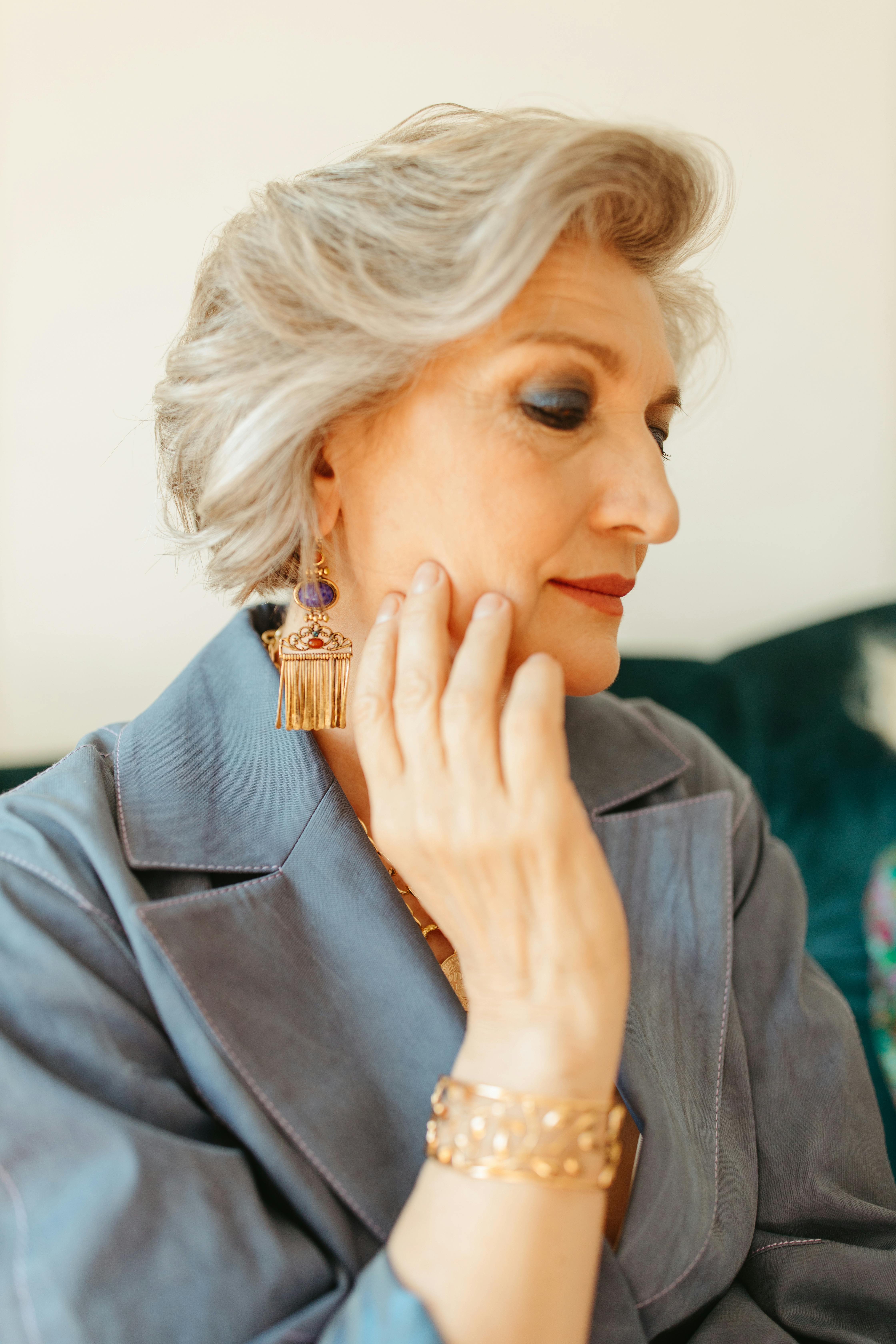 A judgmental woman | Source: Pexels