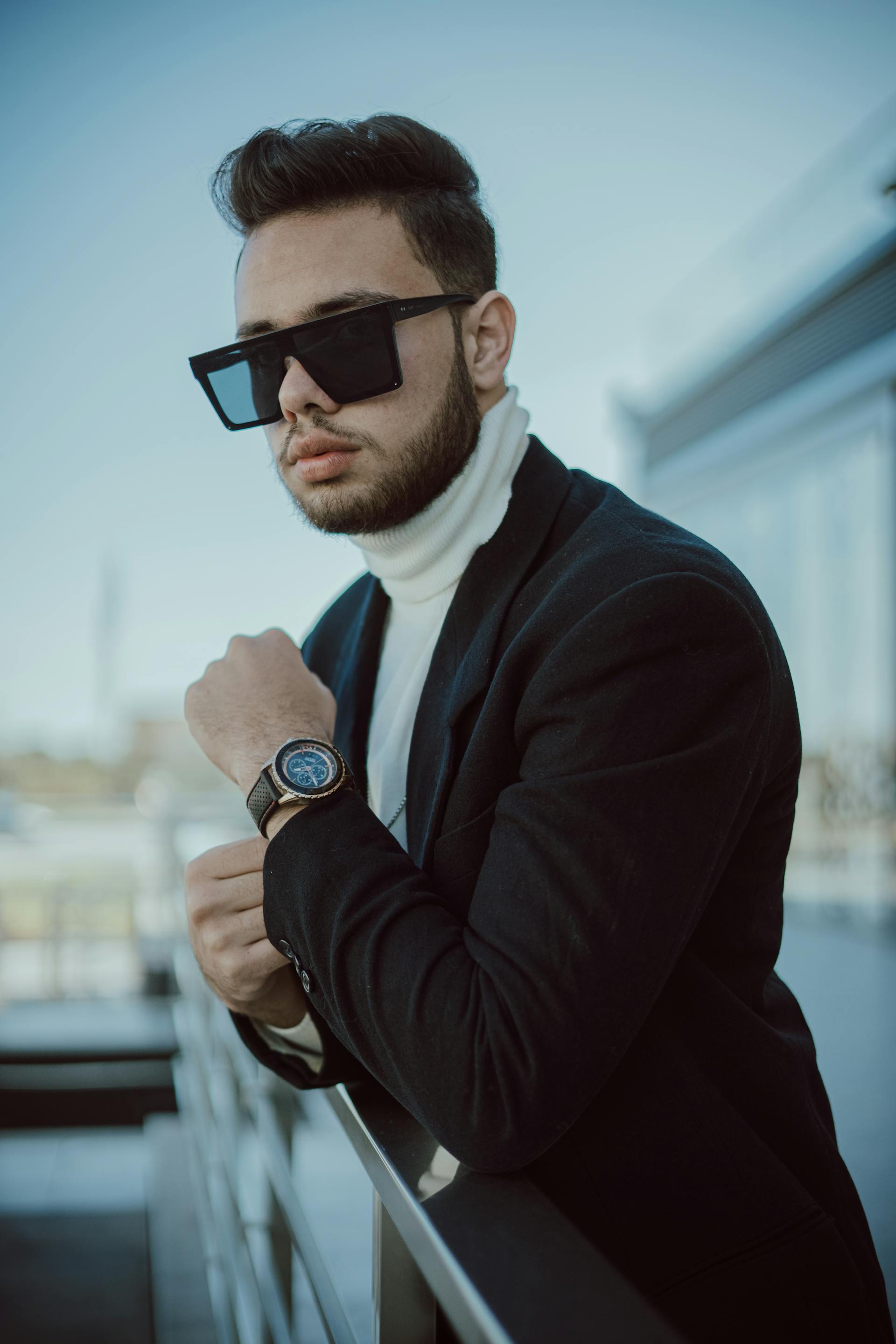 A well-dressed man | Source: Pexels