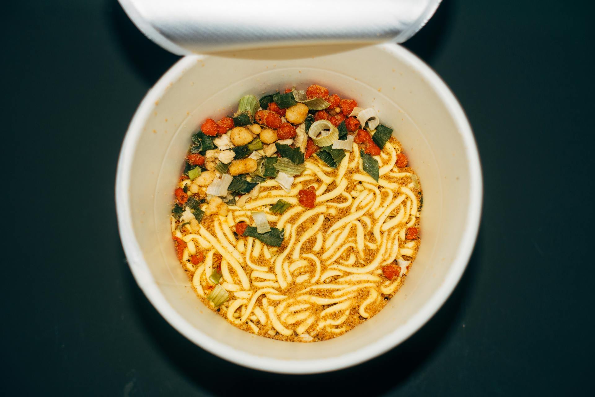 A bowl of noodles | Source: Pexels