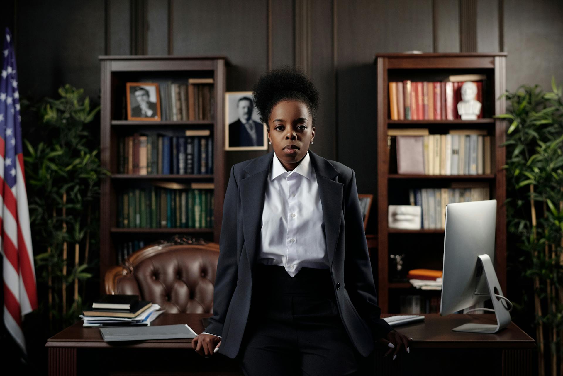 A lawyer in her office | Source: Pexels