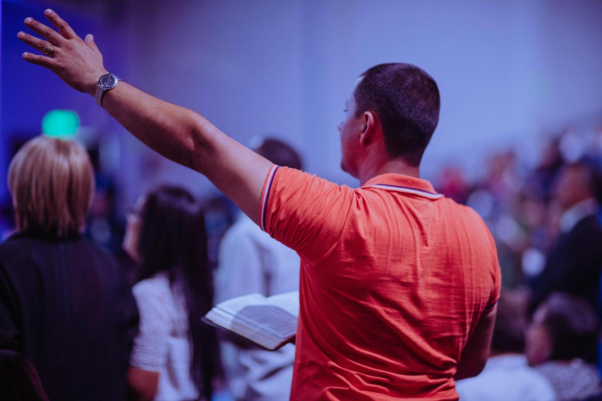 A man at a church service | Source: Pexels