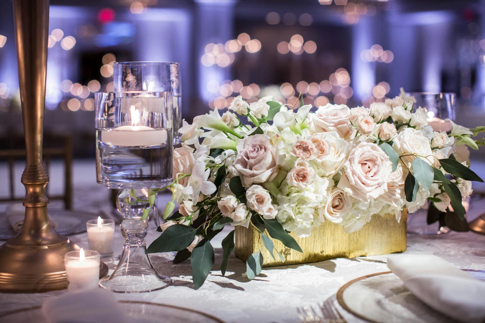 Flowers on a table | Source: Pexels