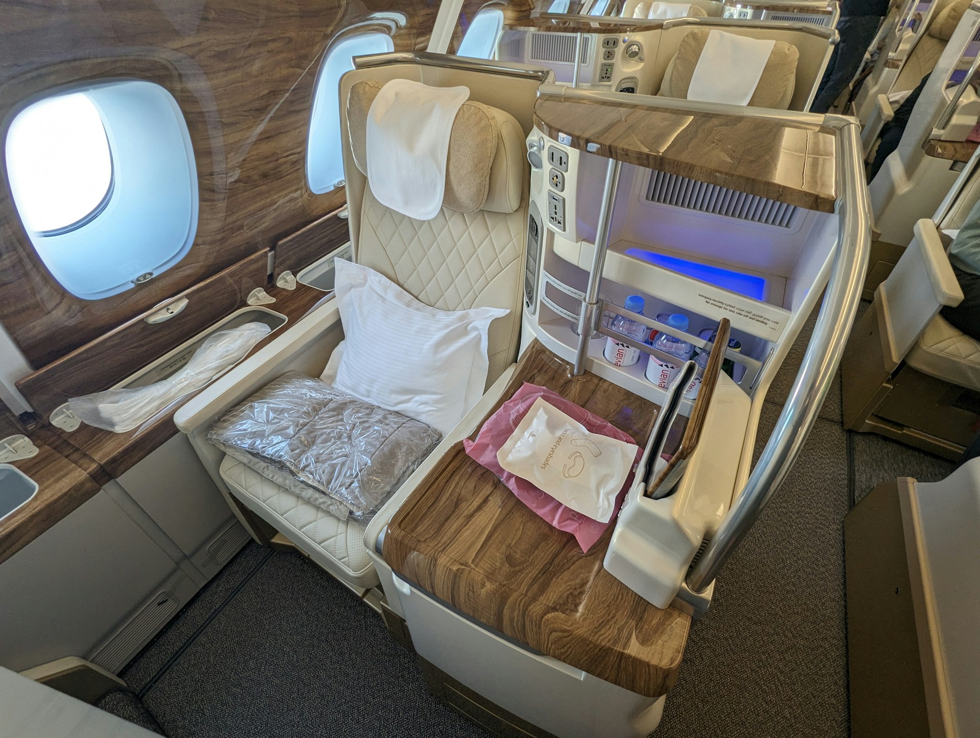 An empty cabin on a plane | Source: Unsplash