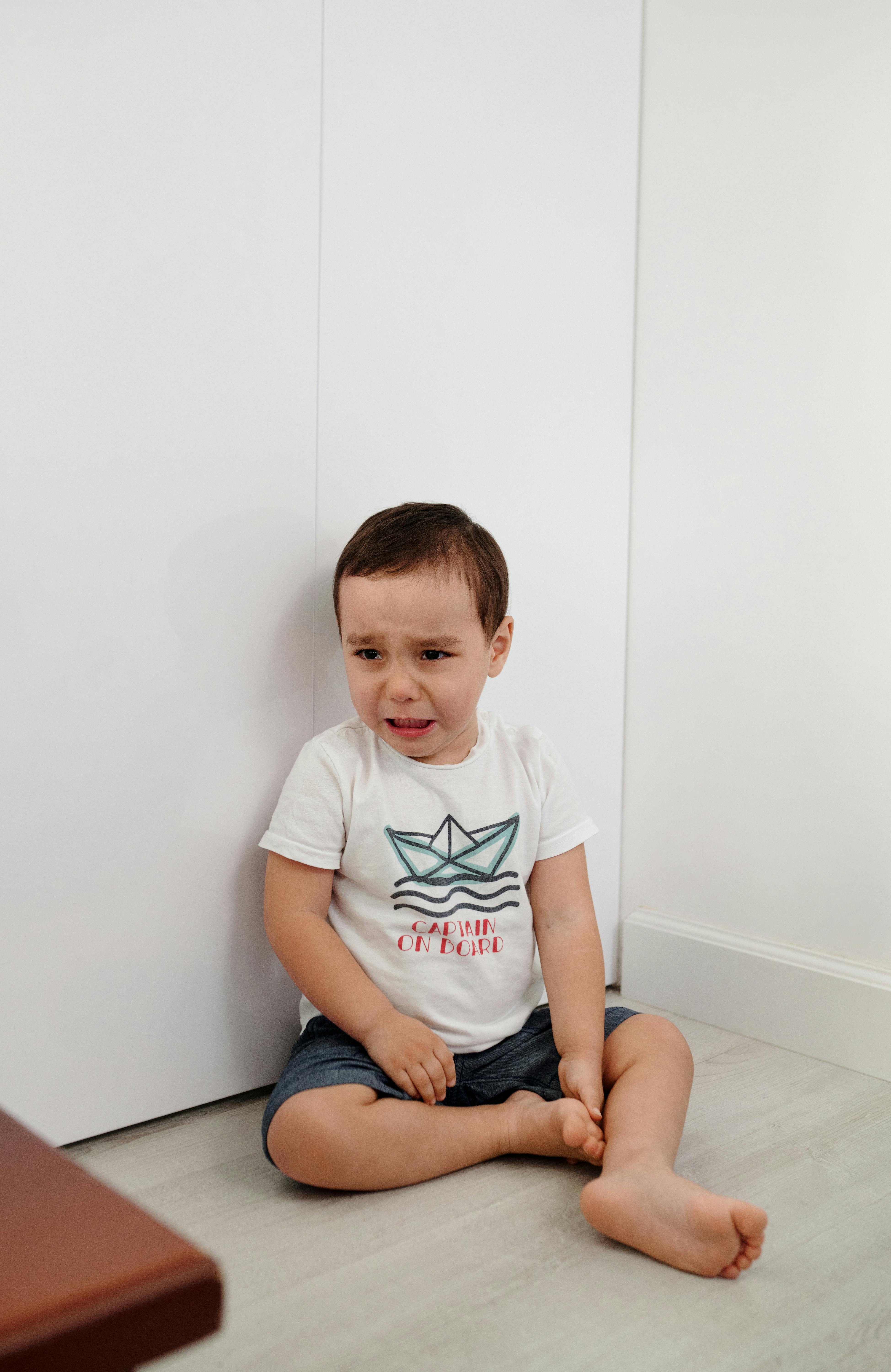 A child crying | Source: Pexels