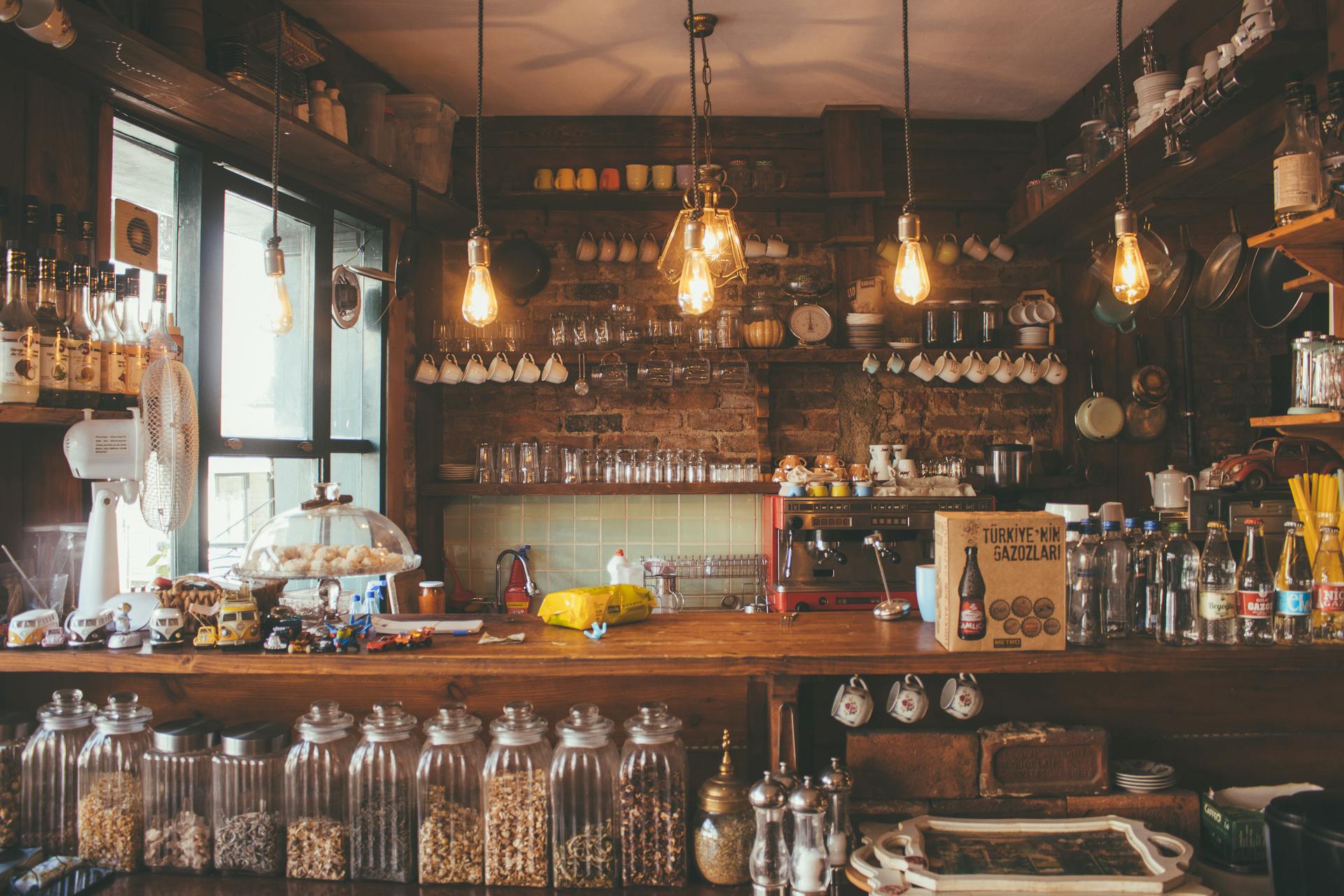 The interior of a coffee shop | Source: Pexels