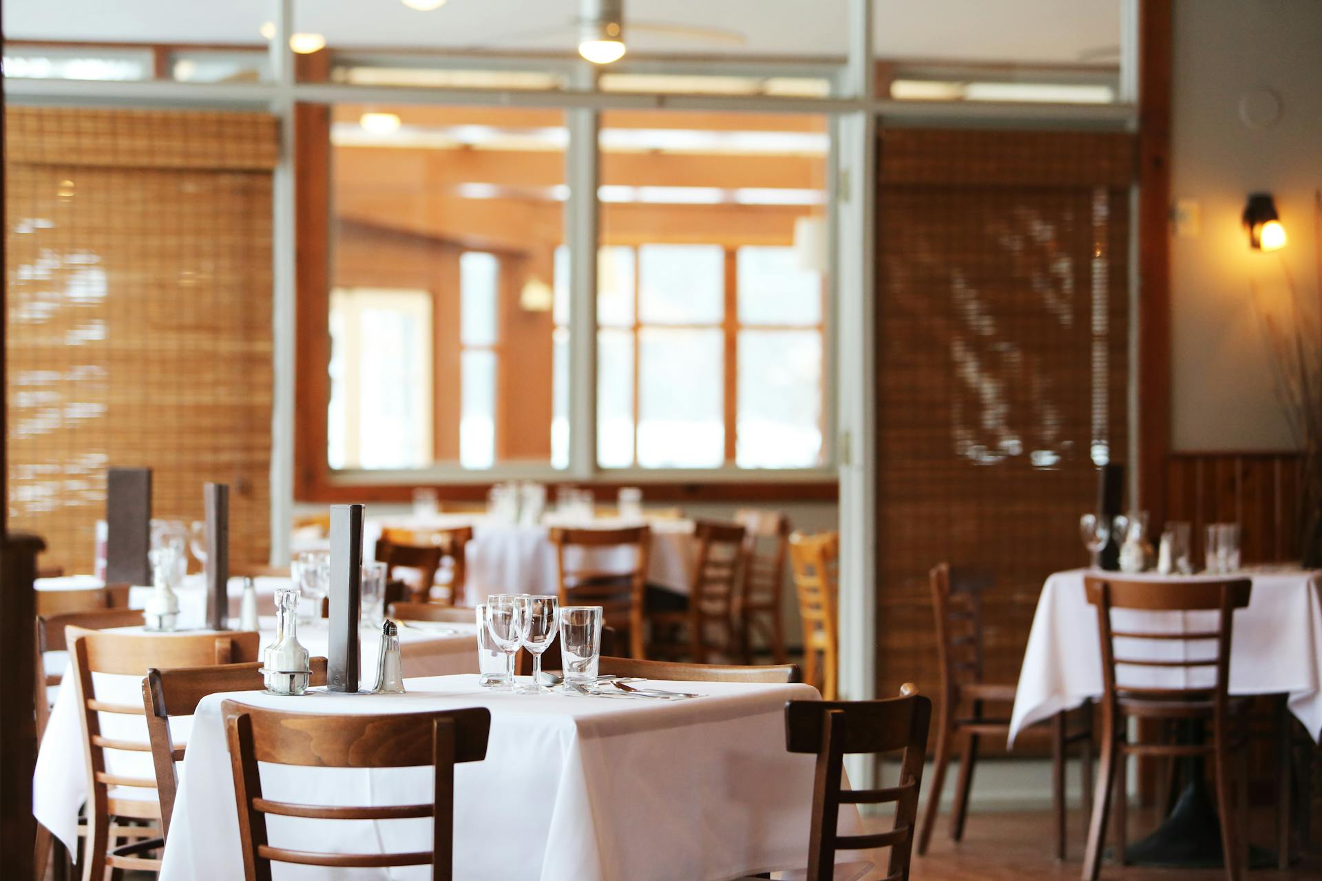 A restaurant | Source: Pexels