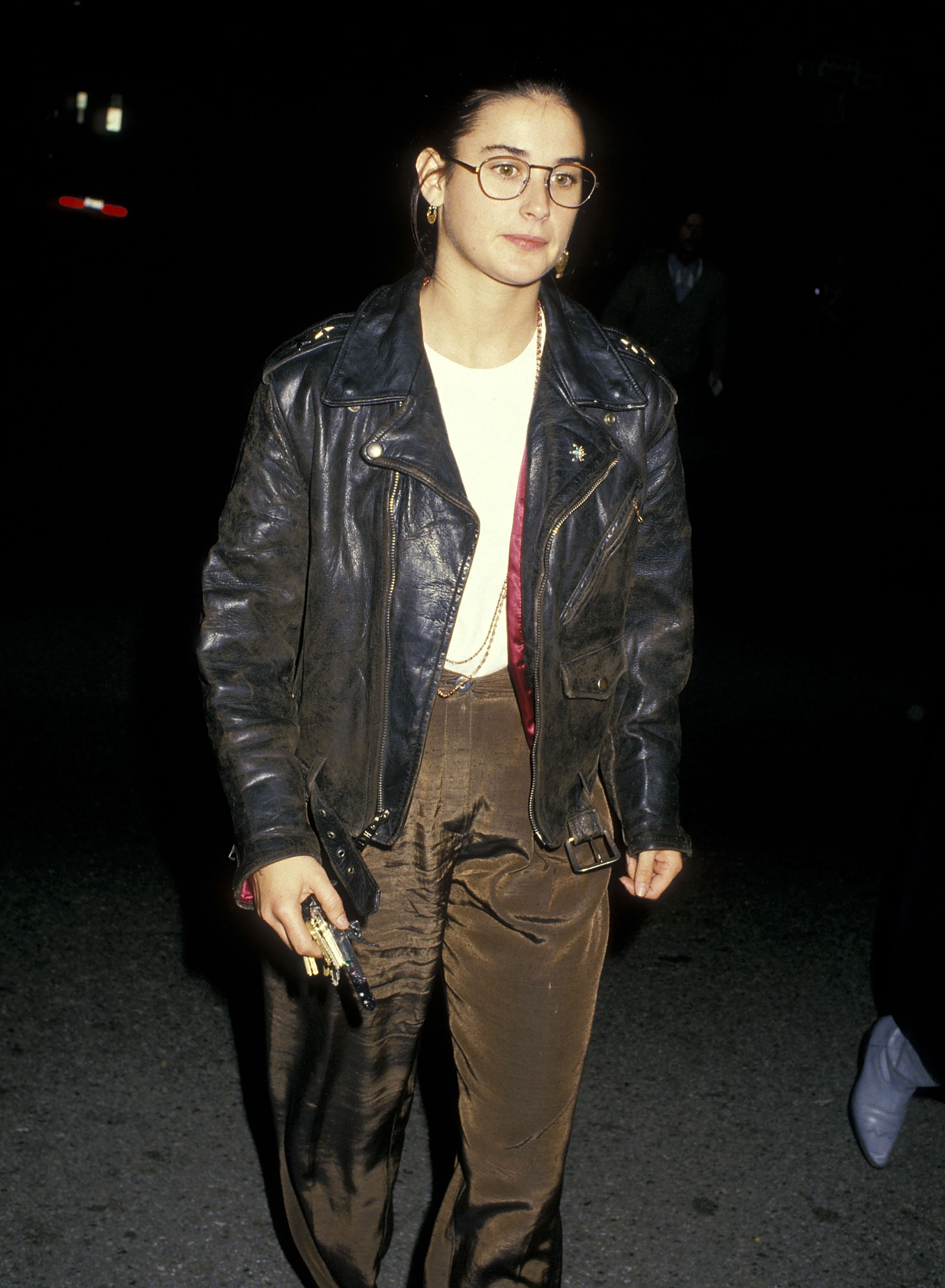 Demi Moore attends the "Cross My Heart" Beverly Hills Premiere on November 9, 1987 at the Academy Theatre in Beverly Hills, California.