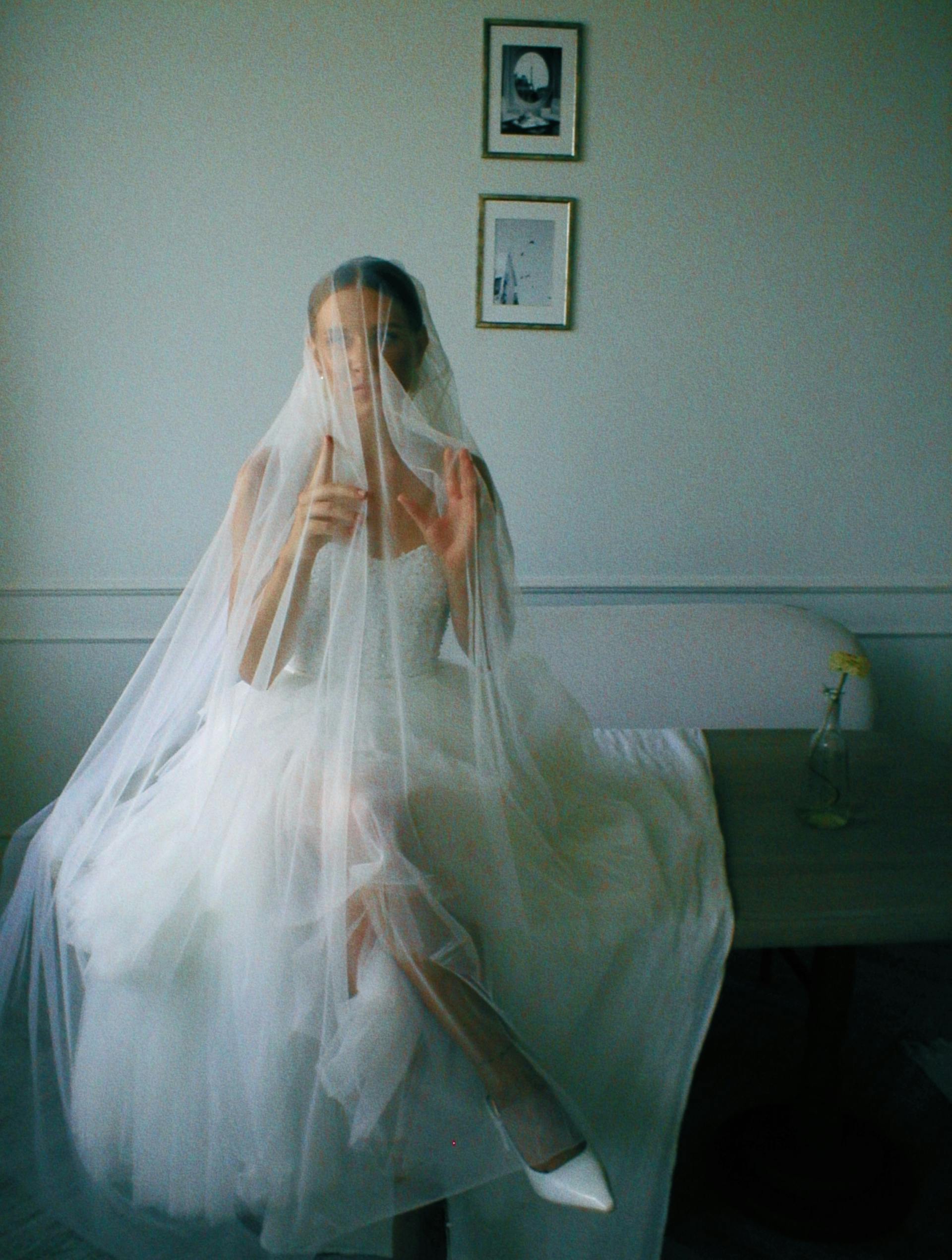 Beautiful bride indoors | Source: Pexels