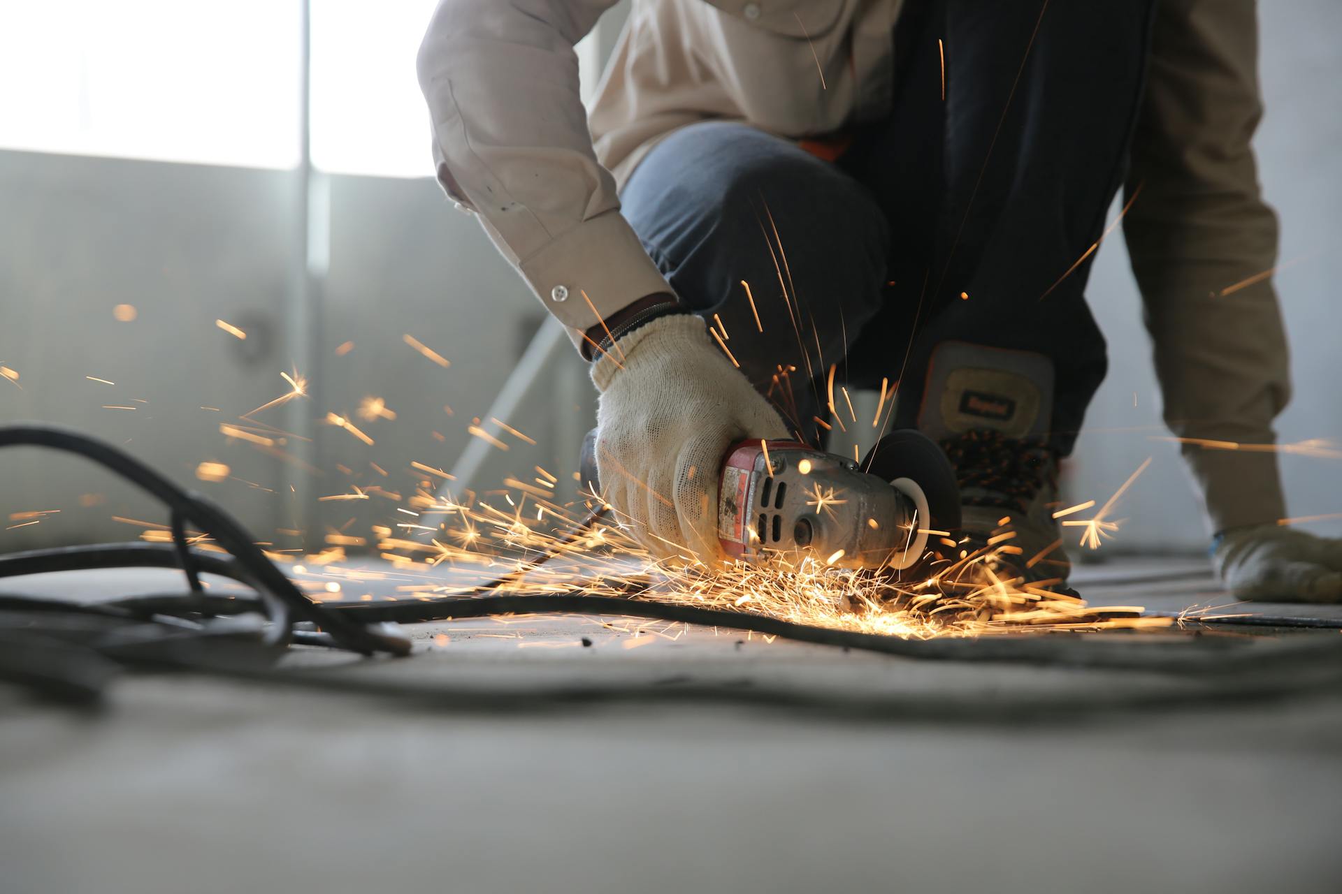 A foreman at work on a construction site | Source: Pexels