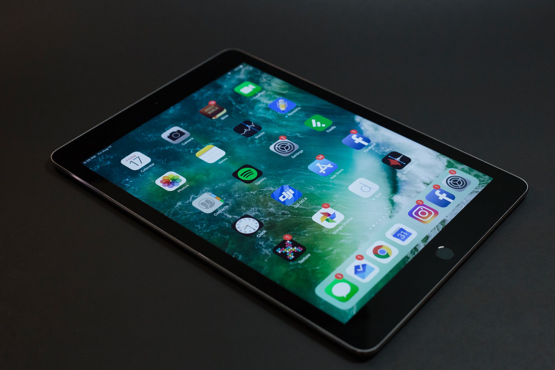 Ipad turned on | Source: Pexels