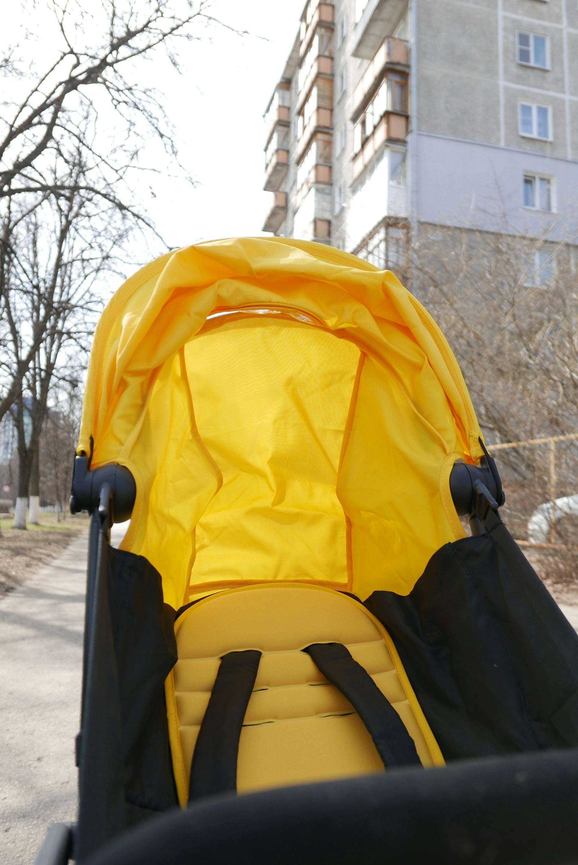 A close-up photo of a baby stroller | Source: Pexels