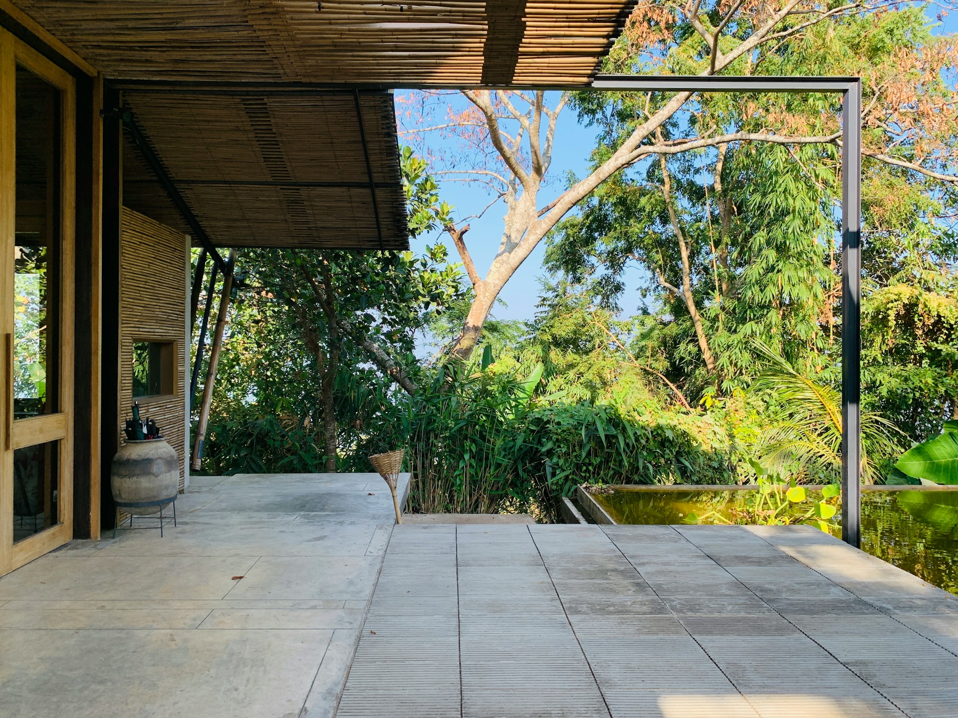 An empty patio | Source: Unsplash