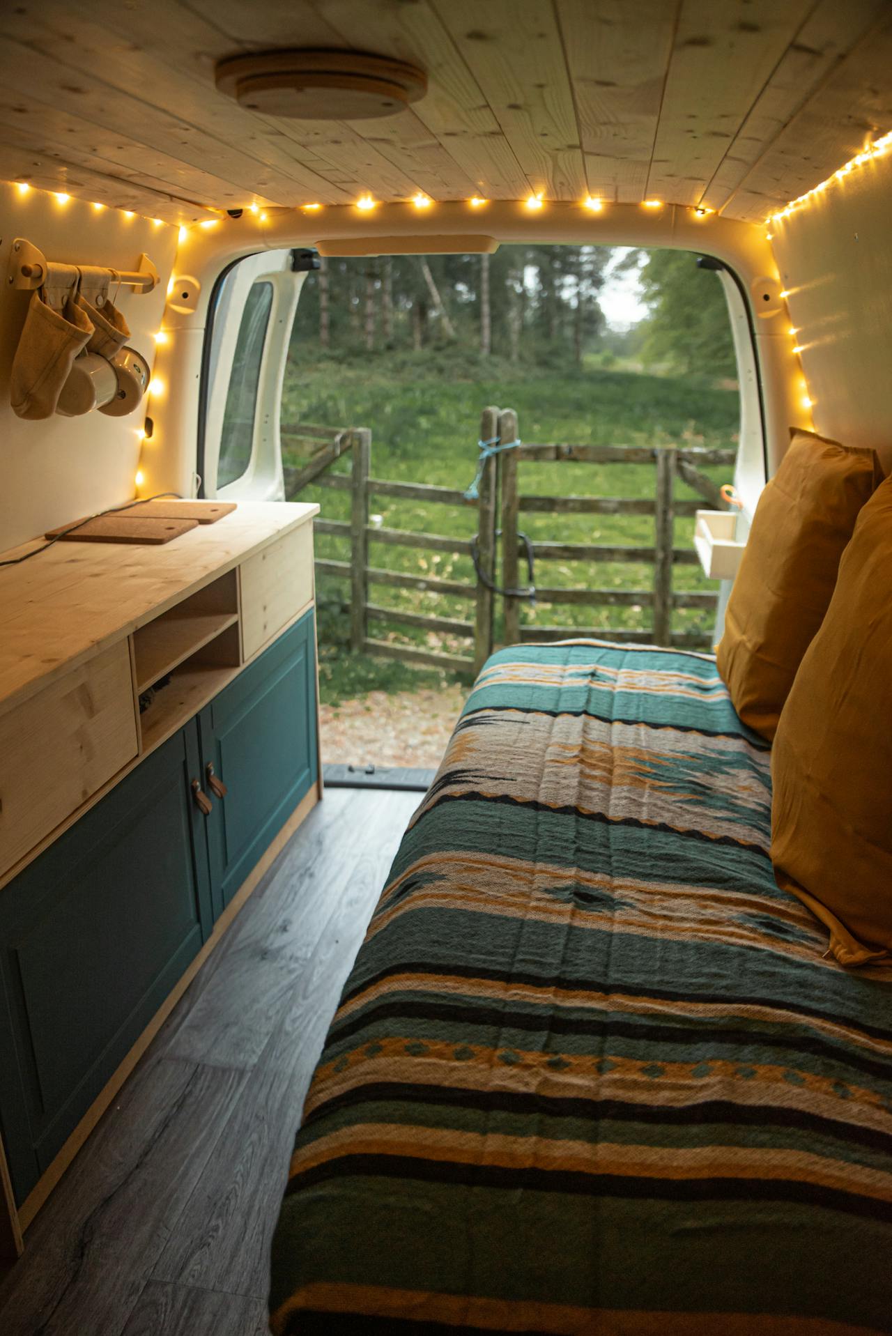 A van interior | Source: Pexels