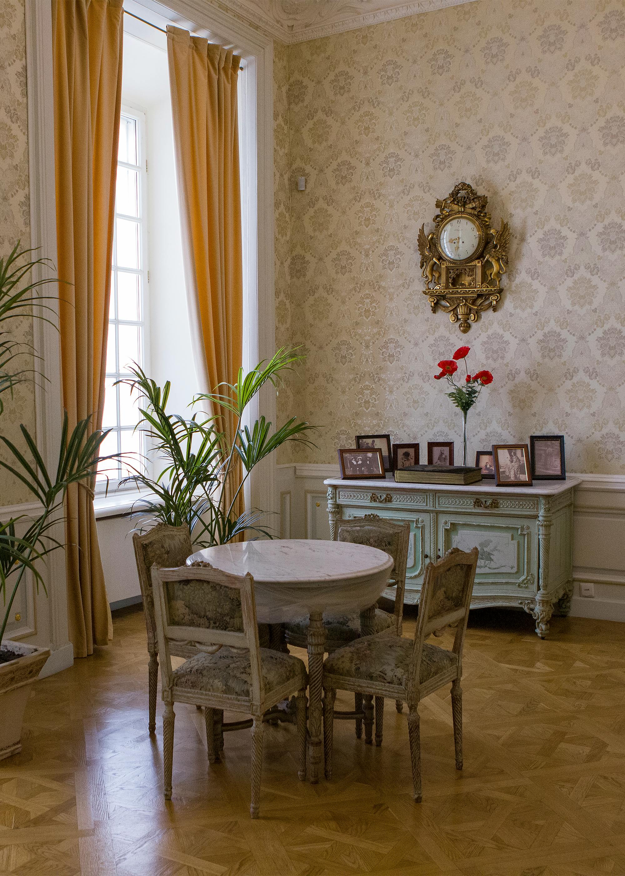 vintage table