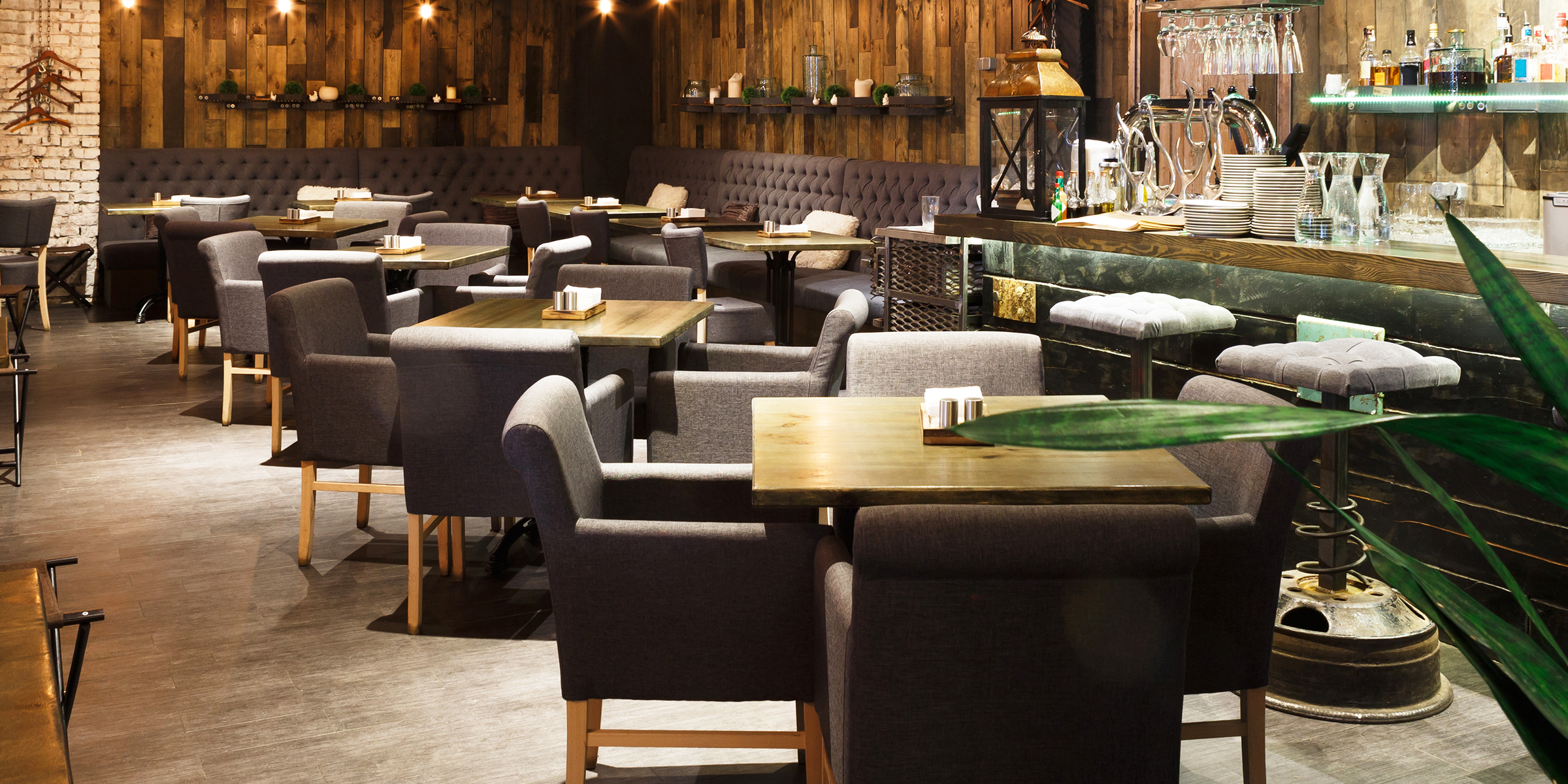 The interior of a restaurant | Source: Shutterstock