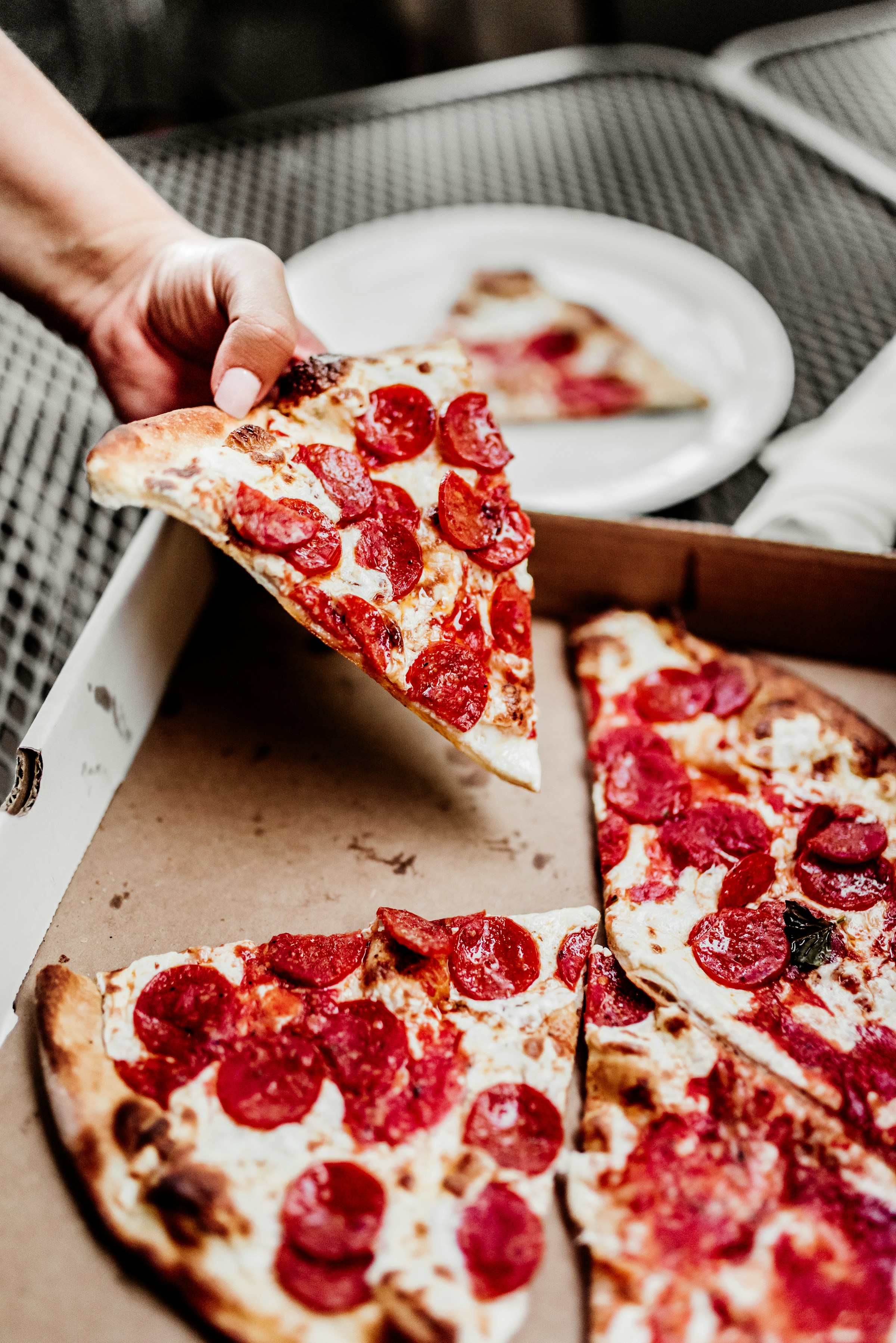 A box of pizza | Source: Unsplash