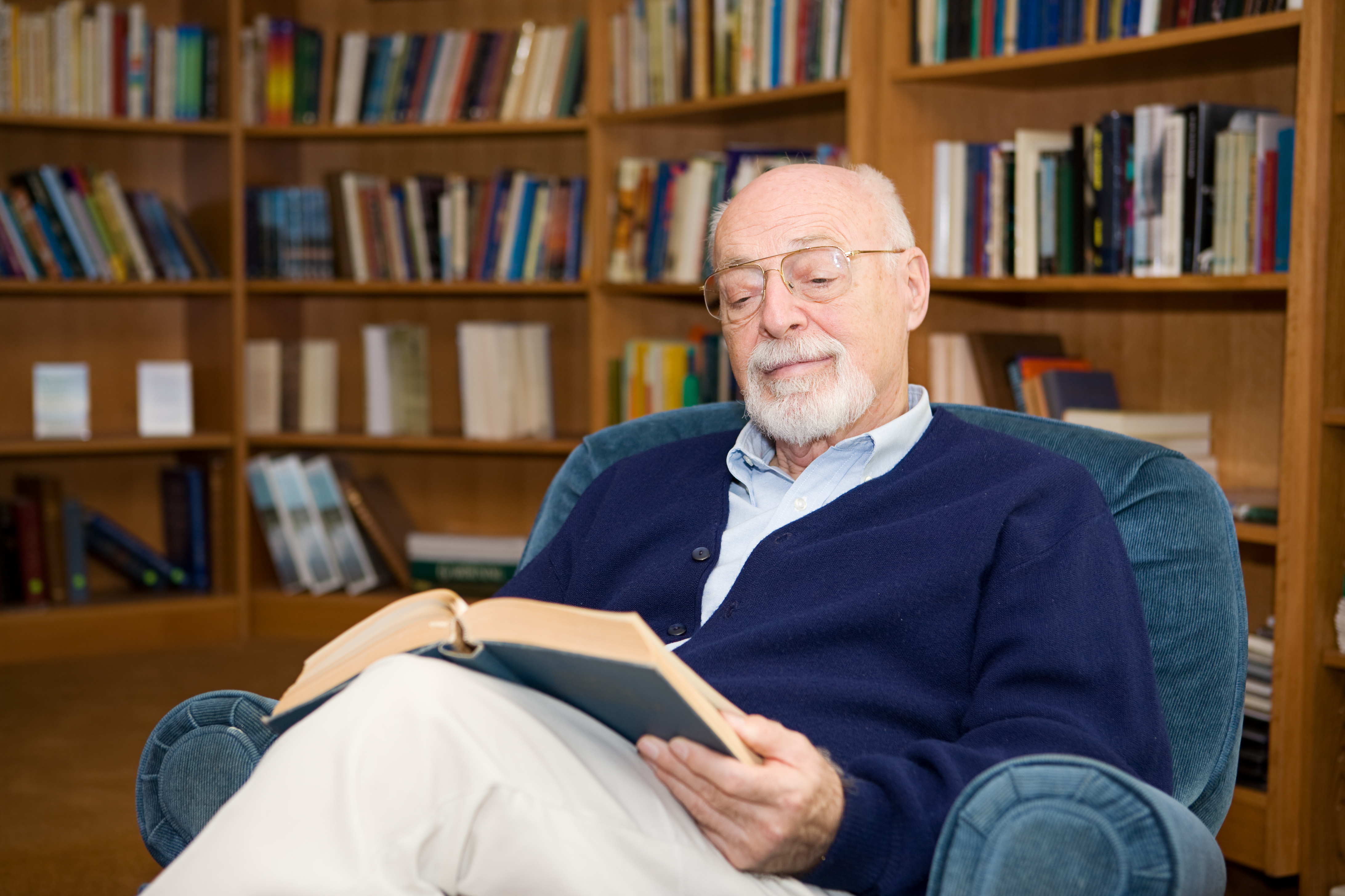 Handsome senior man | Source: Shutterstock