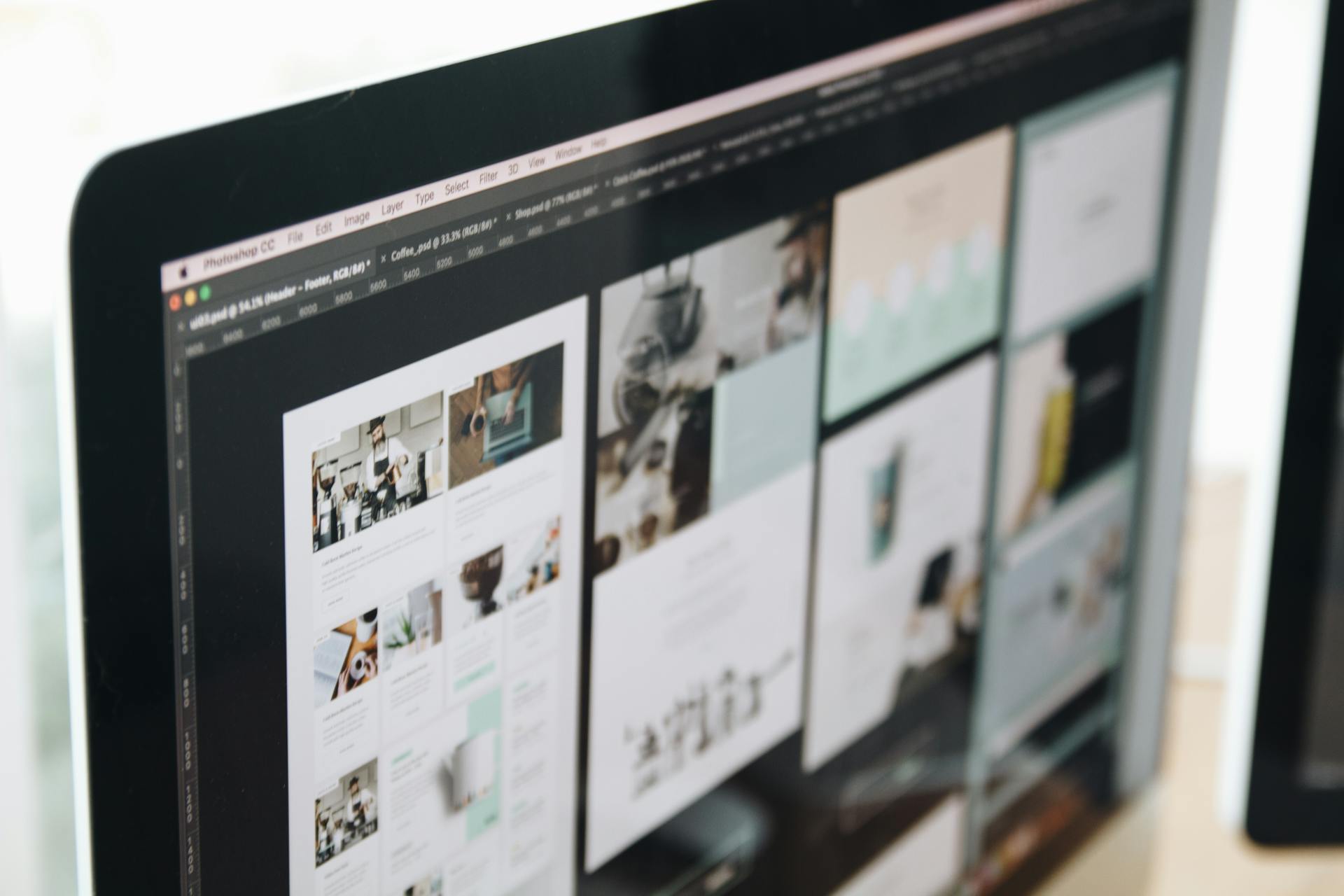 A monitor | Source: Pexels