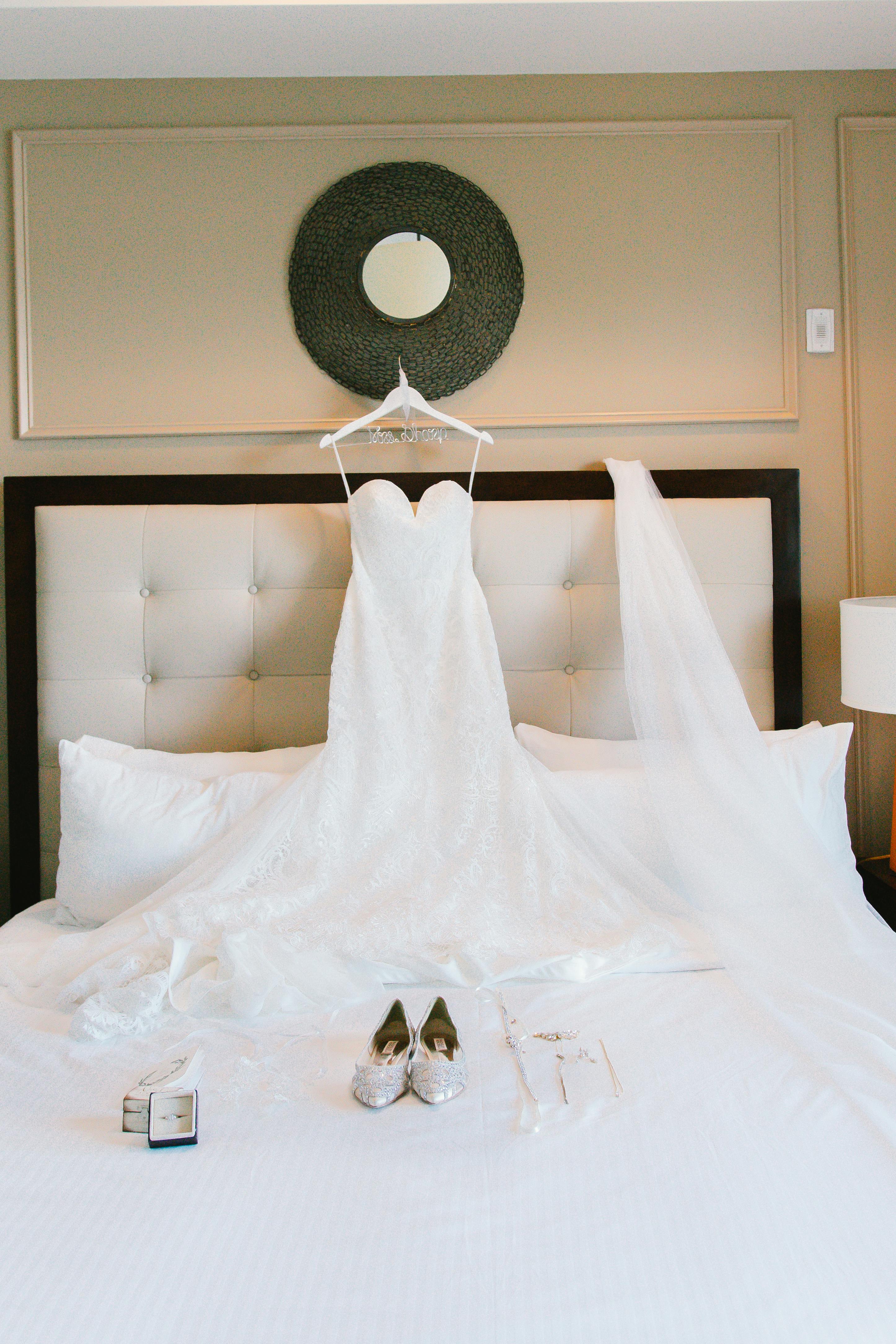 A wedding gown and accessories | Source: Pexels