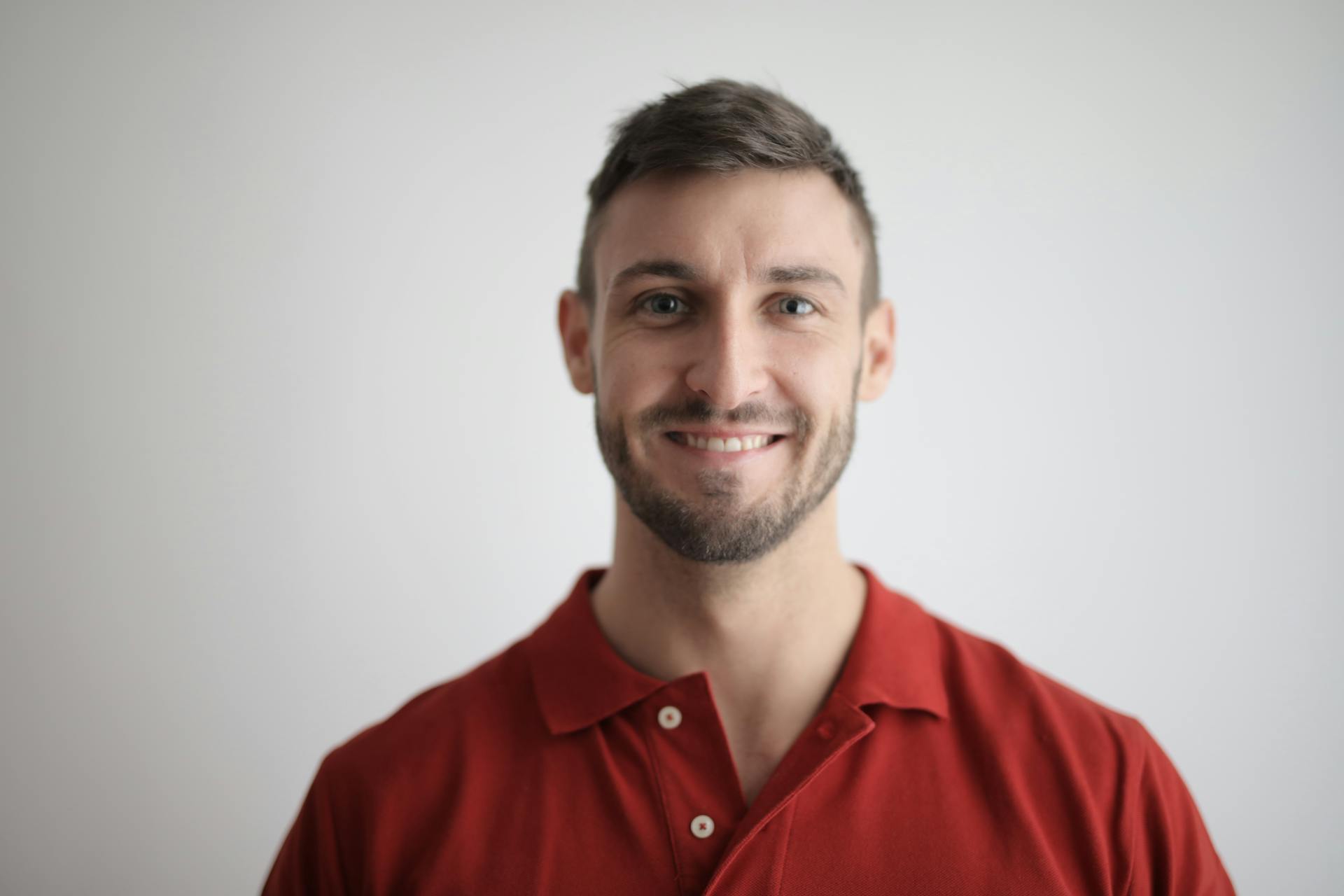 A smiling man | Source: Pexels
