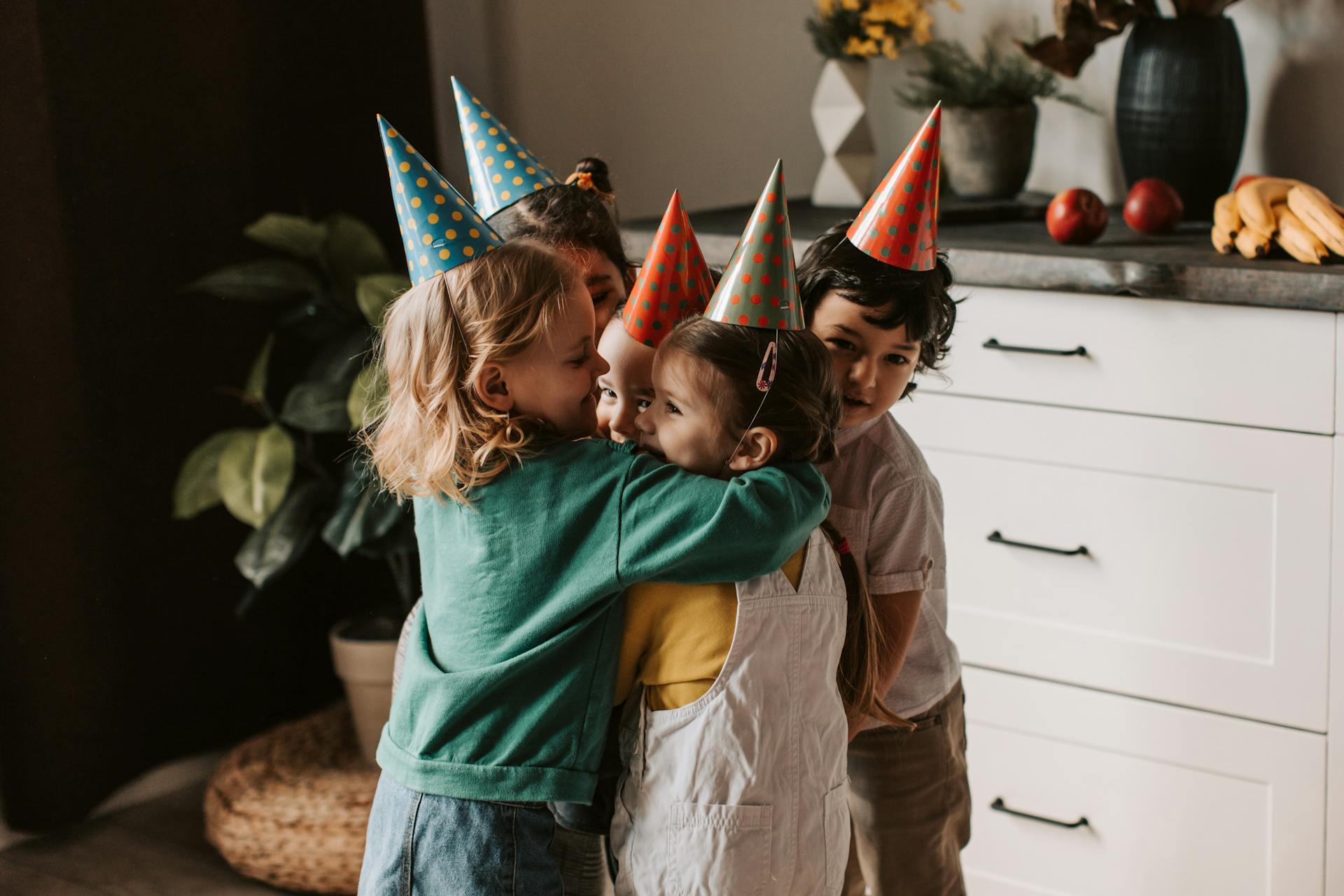 Kids at a birthday party | Source: Pexels