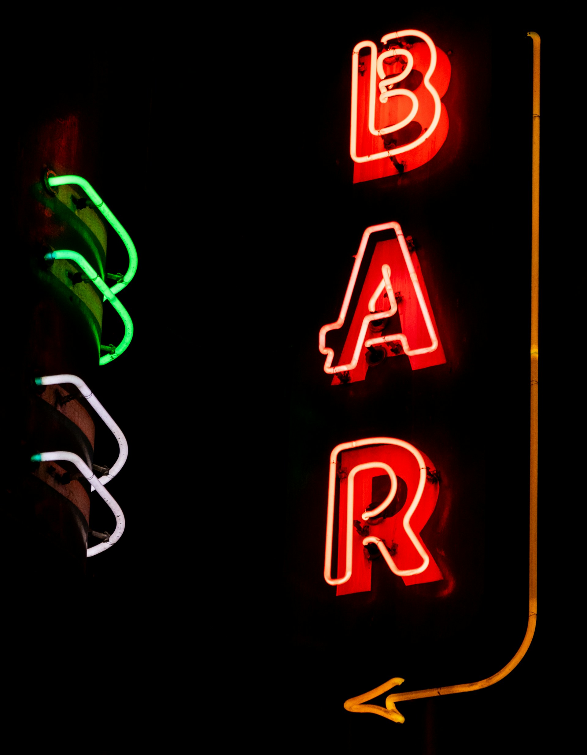 A bar sign | Source: Unsplash
