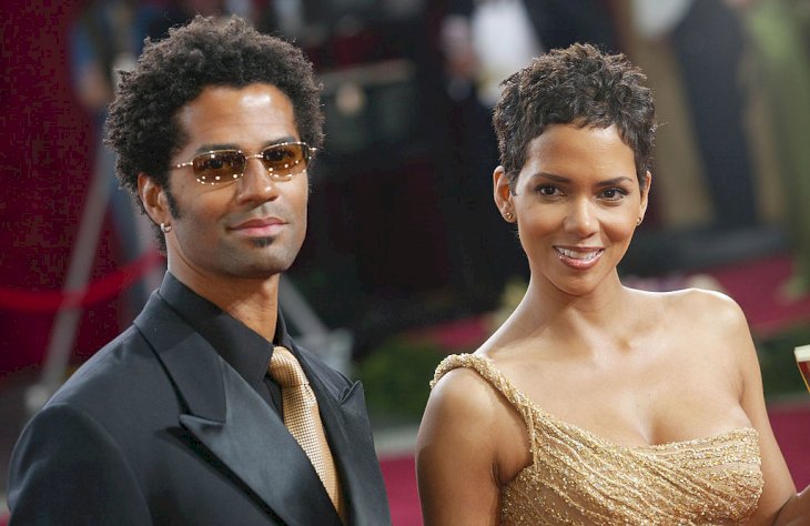 Halle Berry and Eric Benet at the 75th Annual Academy Awards at the Kodak Theater March 23, 2003 in Hollywood, California. | Photo by Kevin Winter/Getty Images