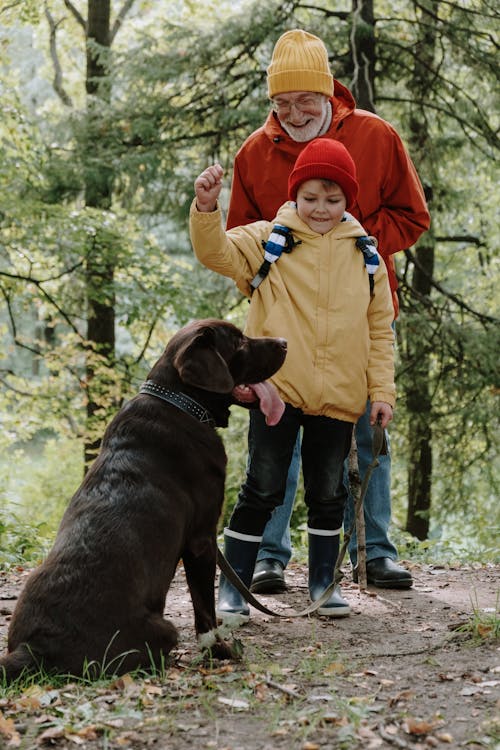 A happy grandfather with his grandchild | Source: Pexels