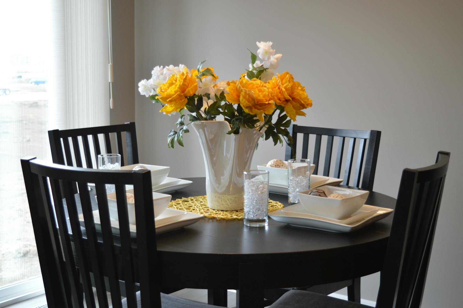 A dining table | Source: Pexels