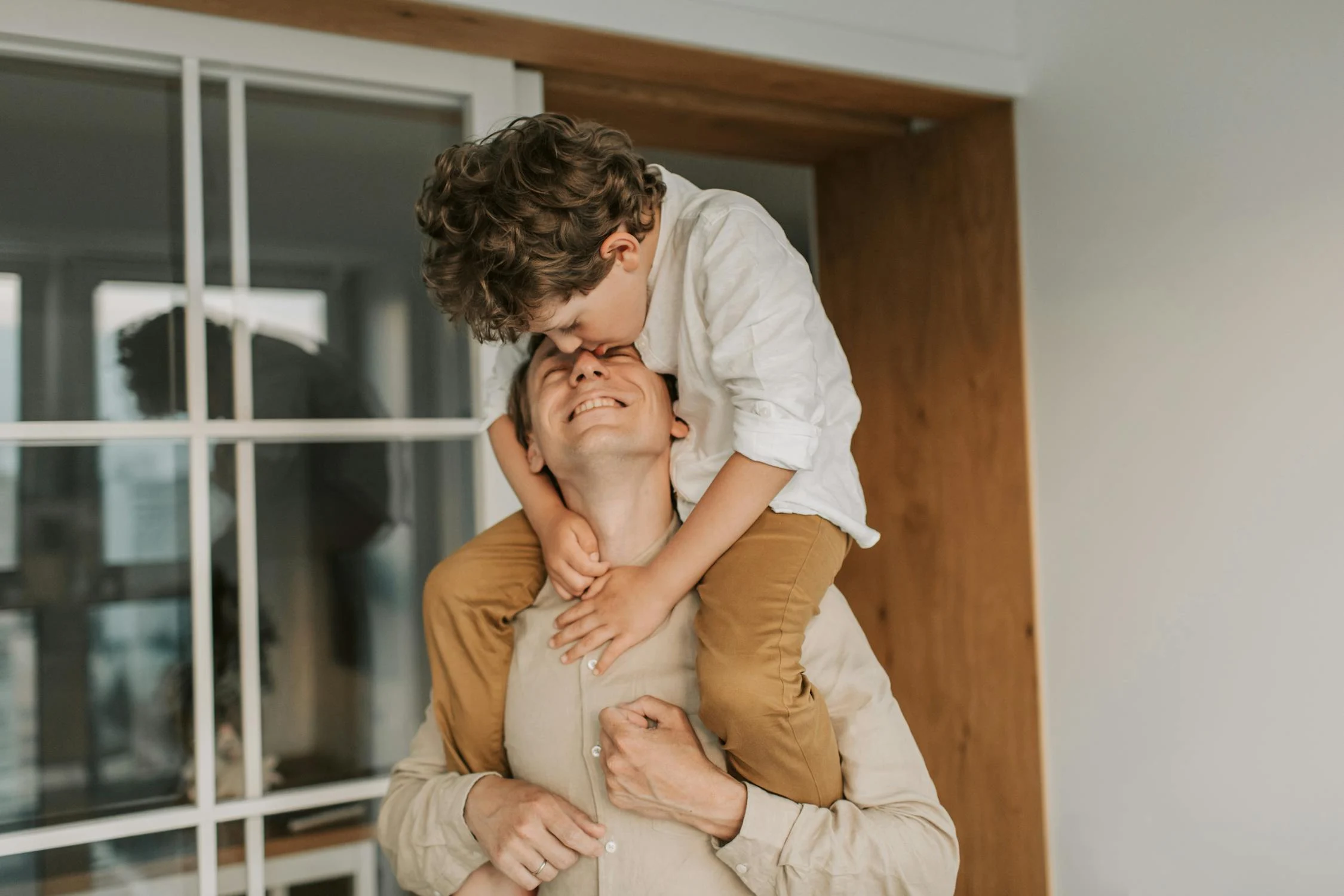 Father and son | Source: Pexels