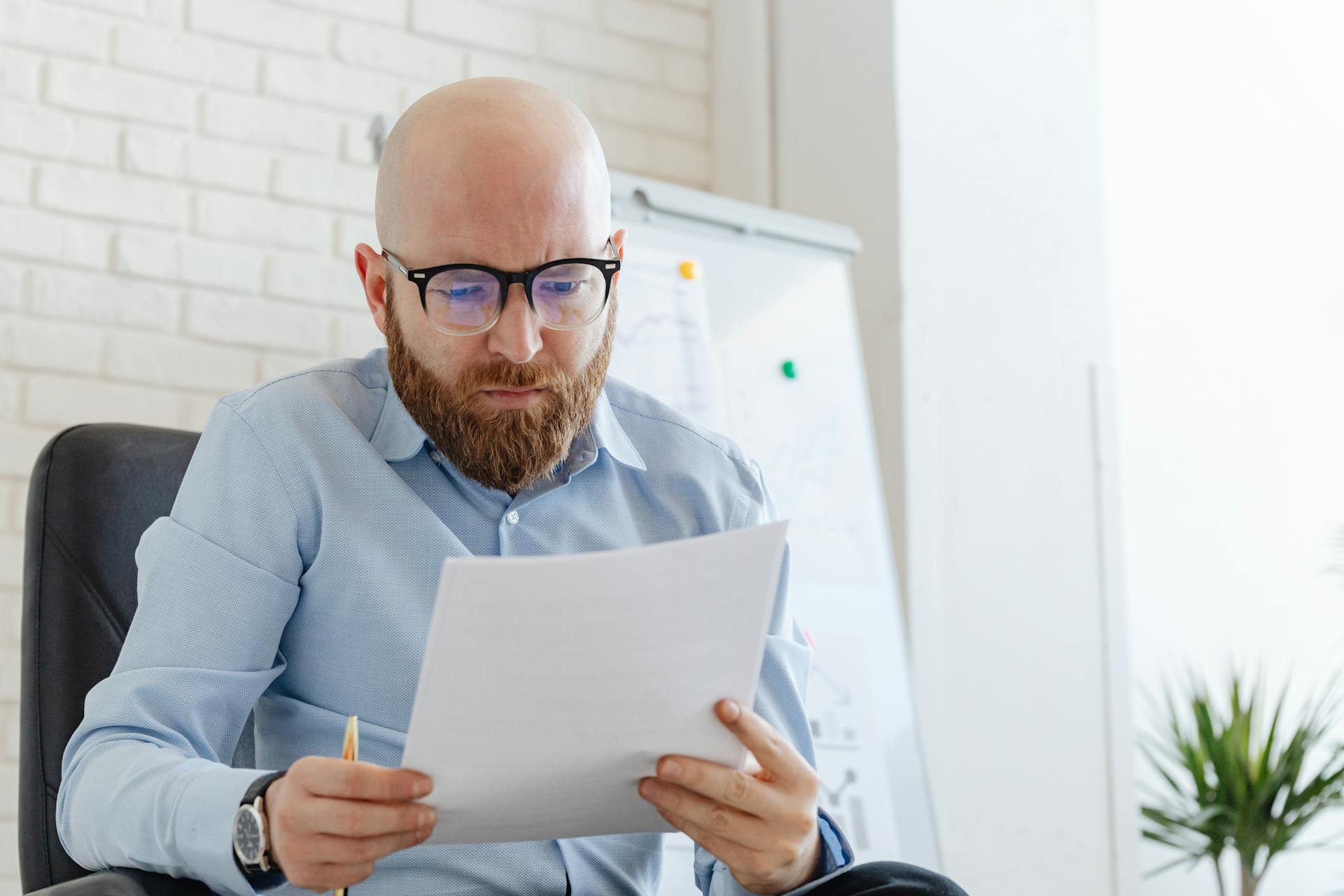 A man in his office | Source: Pexels