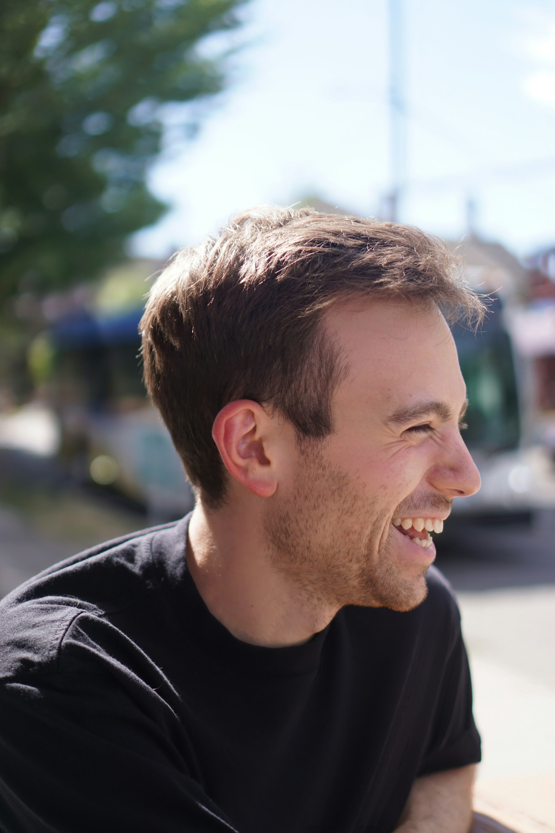 A smiling man | Source: Unsplash