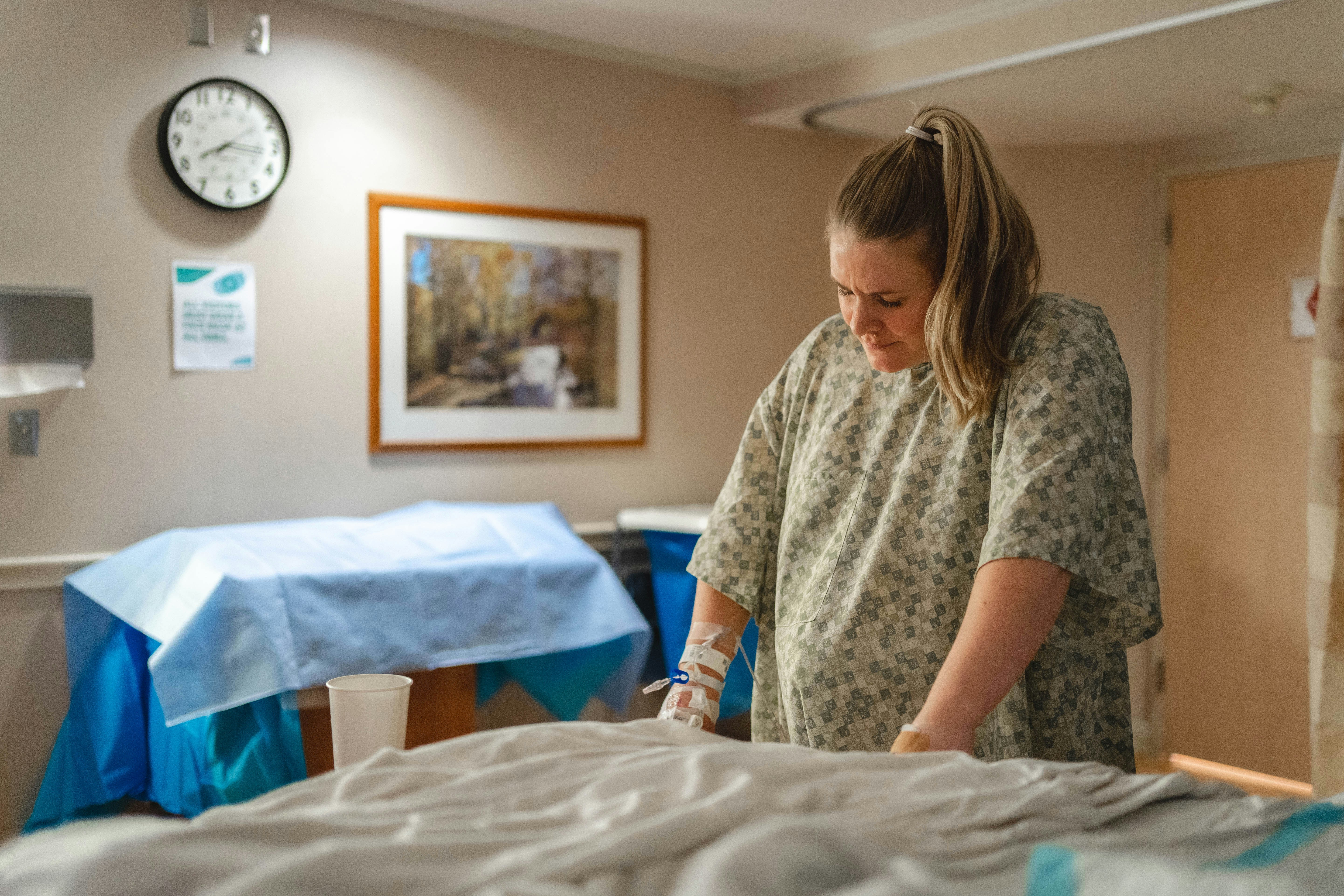 A woman in labor | Source: Unsplash