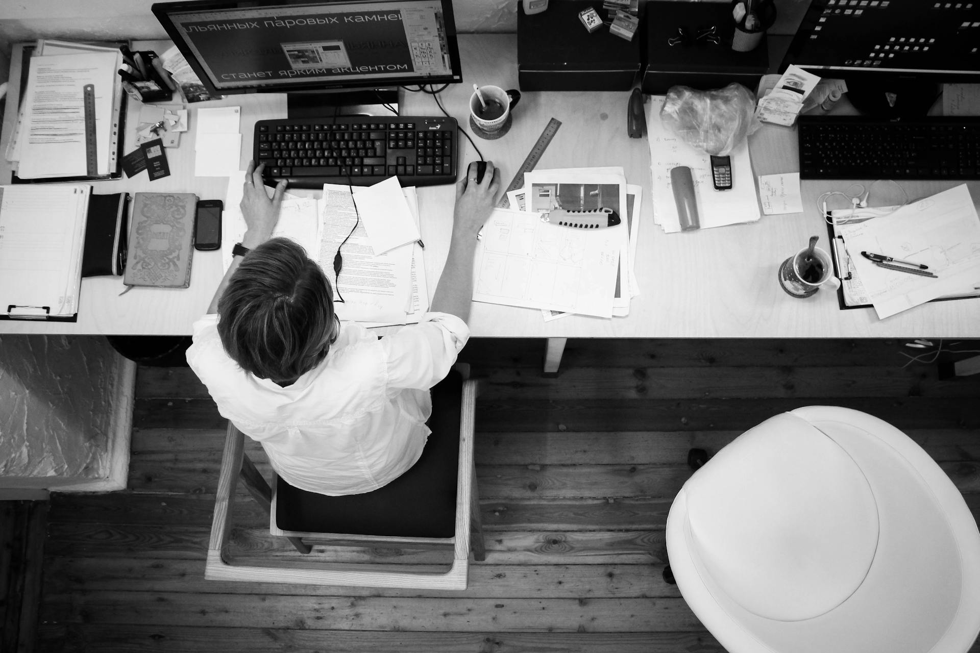 A man in an office | Source: Pexels
