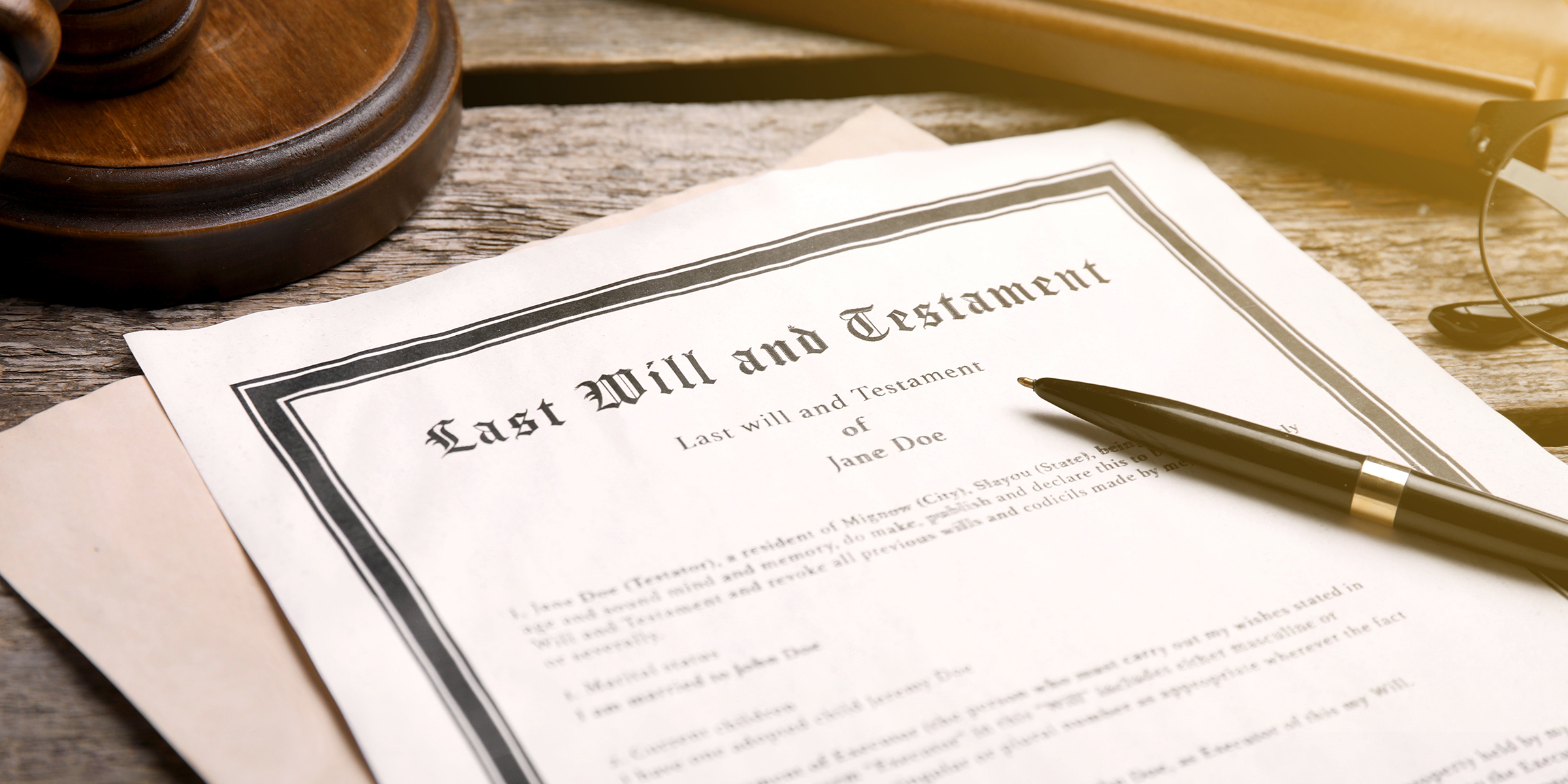 A last will and testament document | Source: Shutterstock