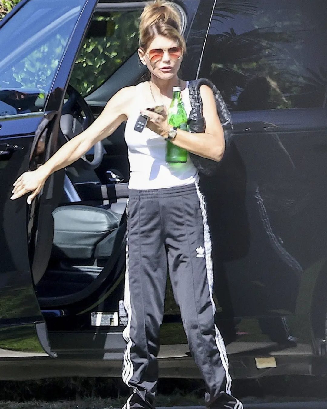 Lori Loughlin is seen in Los Angeles on October 5, 2025. | Source: Instagram/pagesix