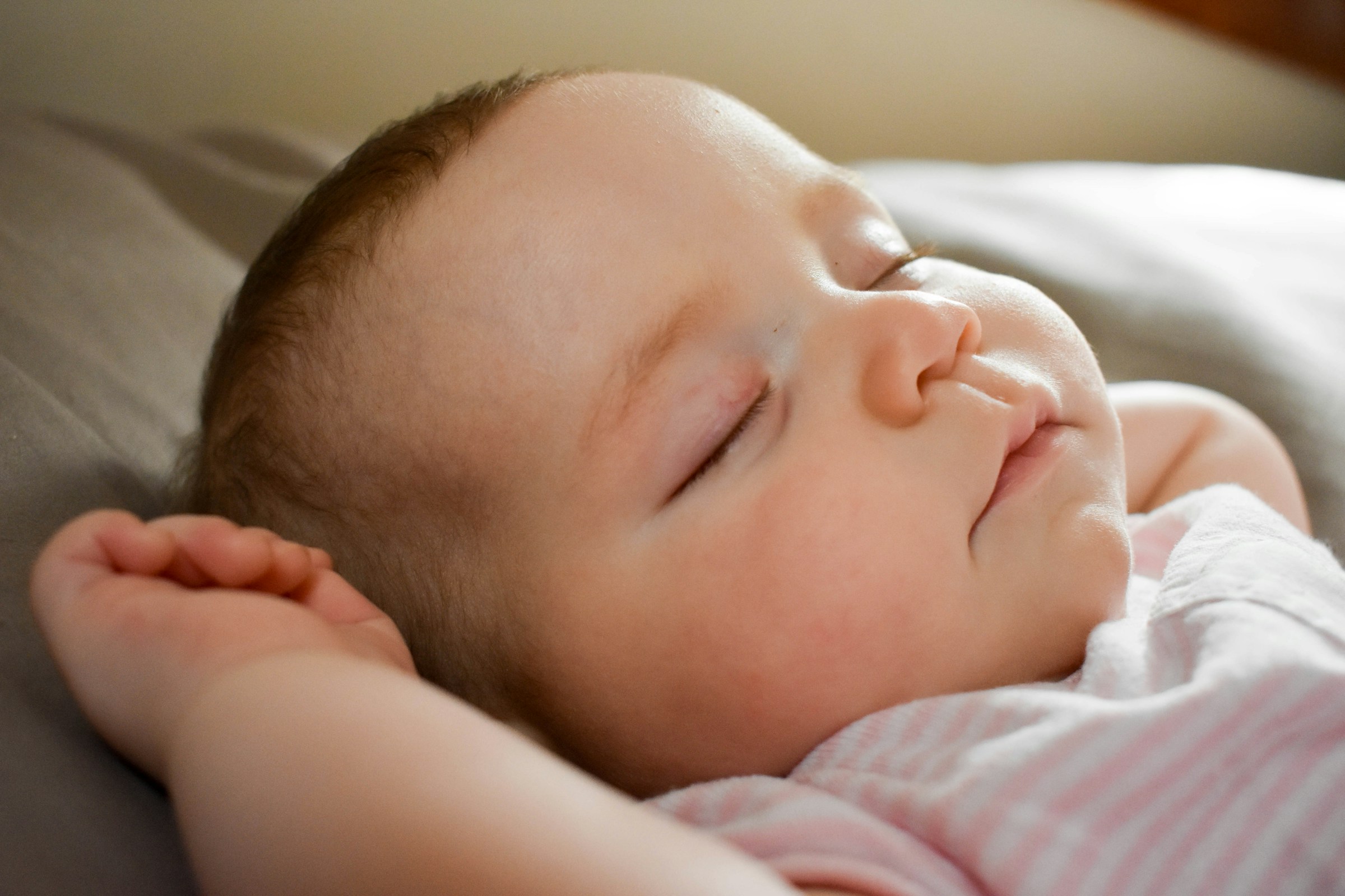 A baby fast asleep | Source: Unsplash