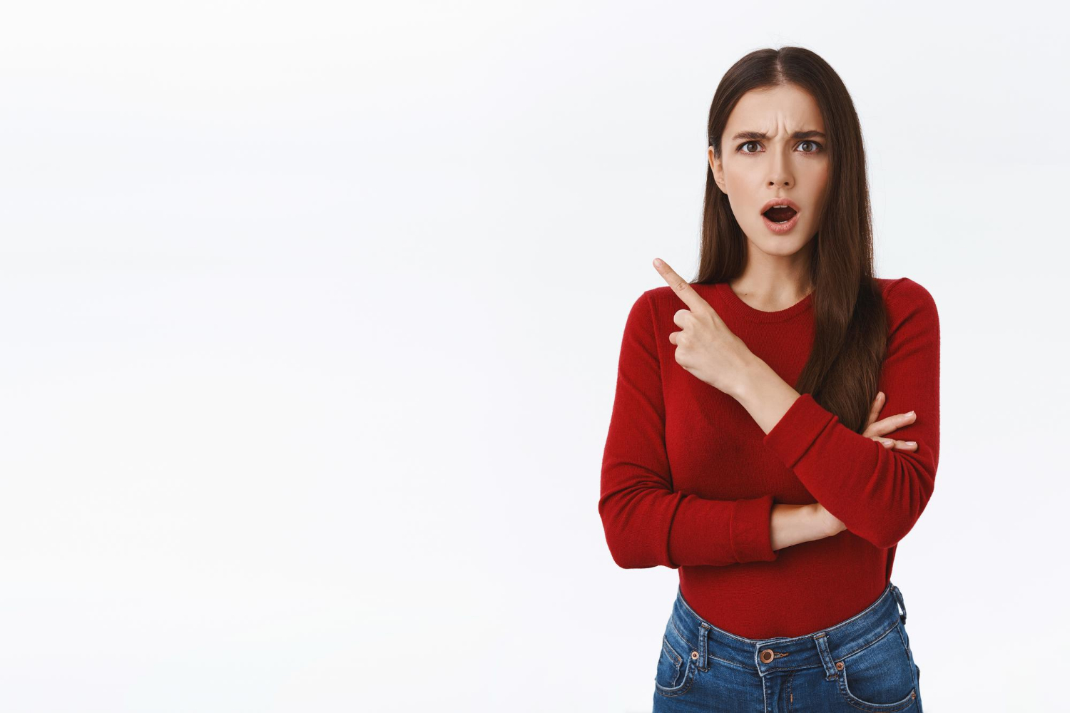 A furious woman arguing | Source: Freepik