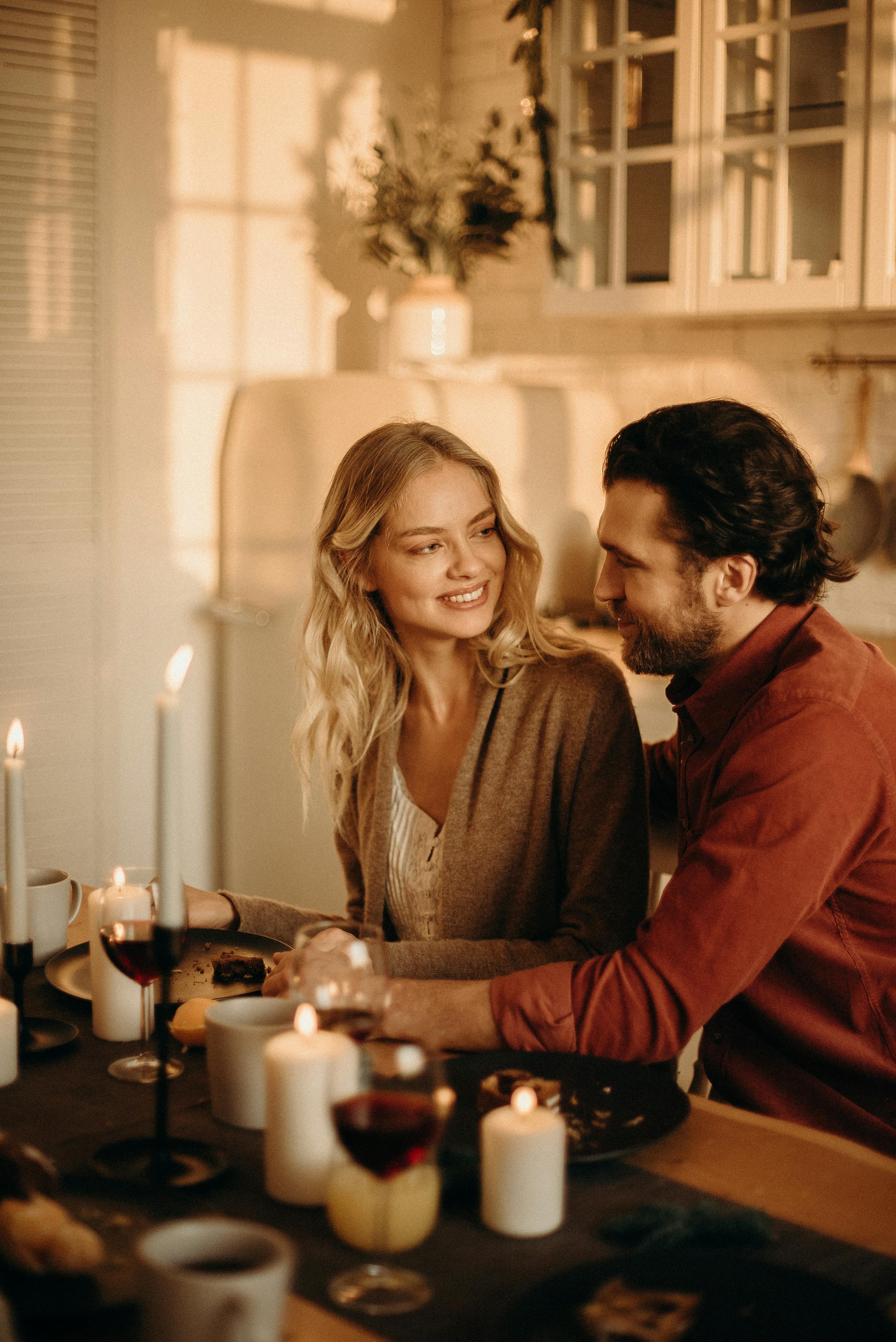 A couple dining | ource: Pexels