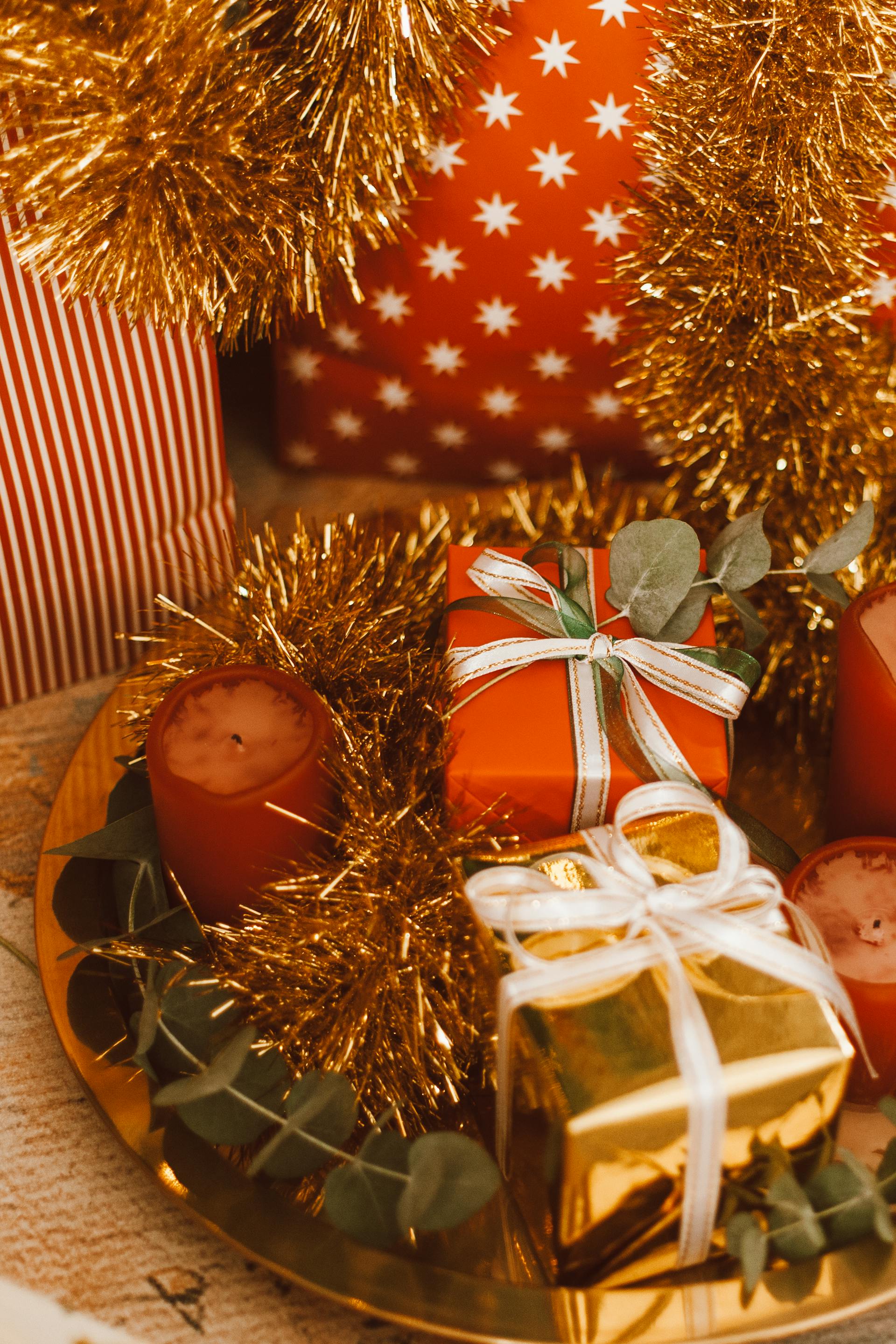 Gift boxes | Source: Pexels
