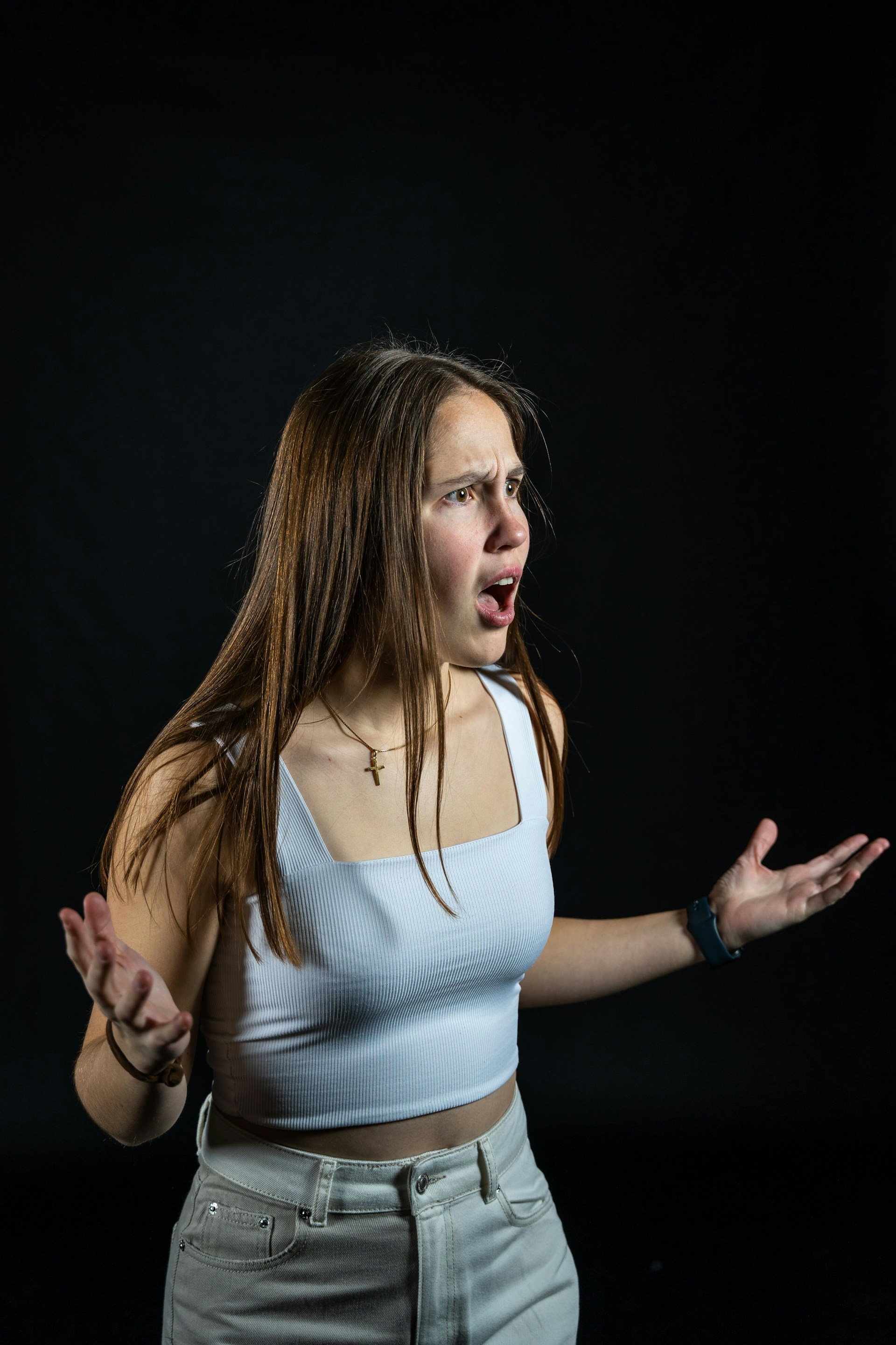 Uma mulher chocada e confusa | Fonte: Unsplash