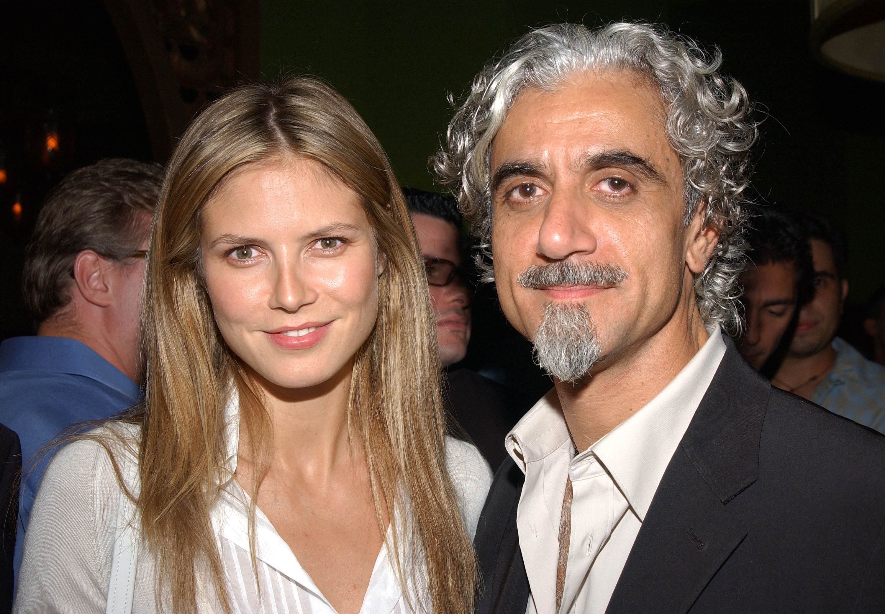 Model Heidi Klum and Ric Pipino attend the Rosa Cha Post-Show Celebration party on September 19, 2002 in New York City. | Source: Getty Images