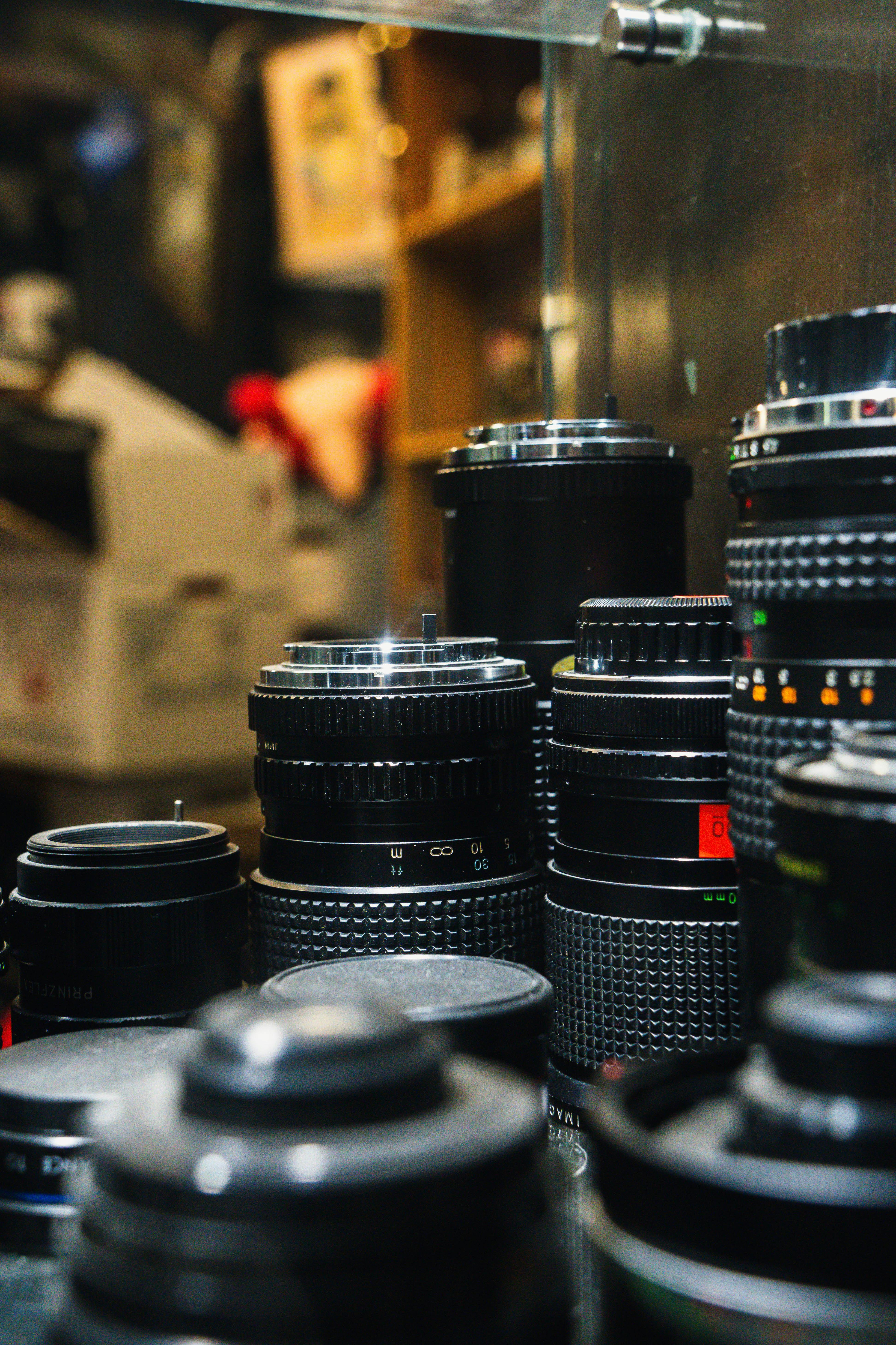 Cameras and lenses | Source: Pexels