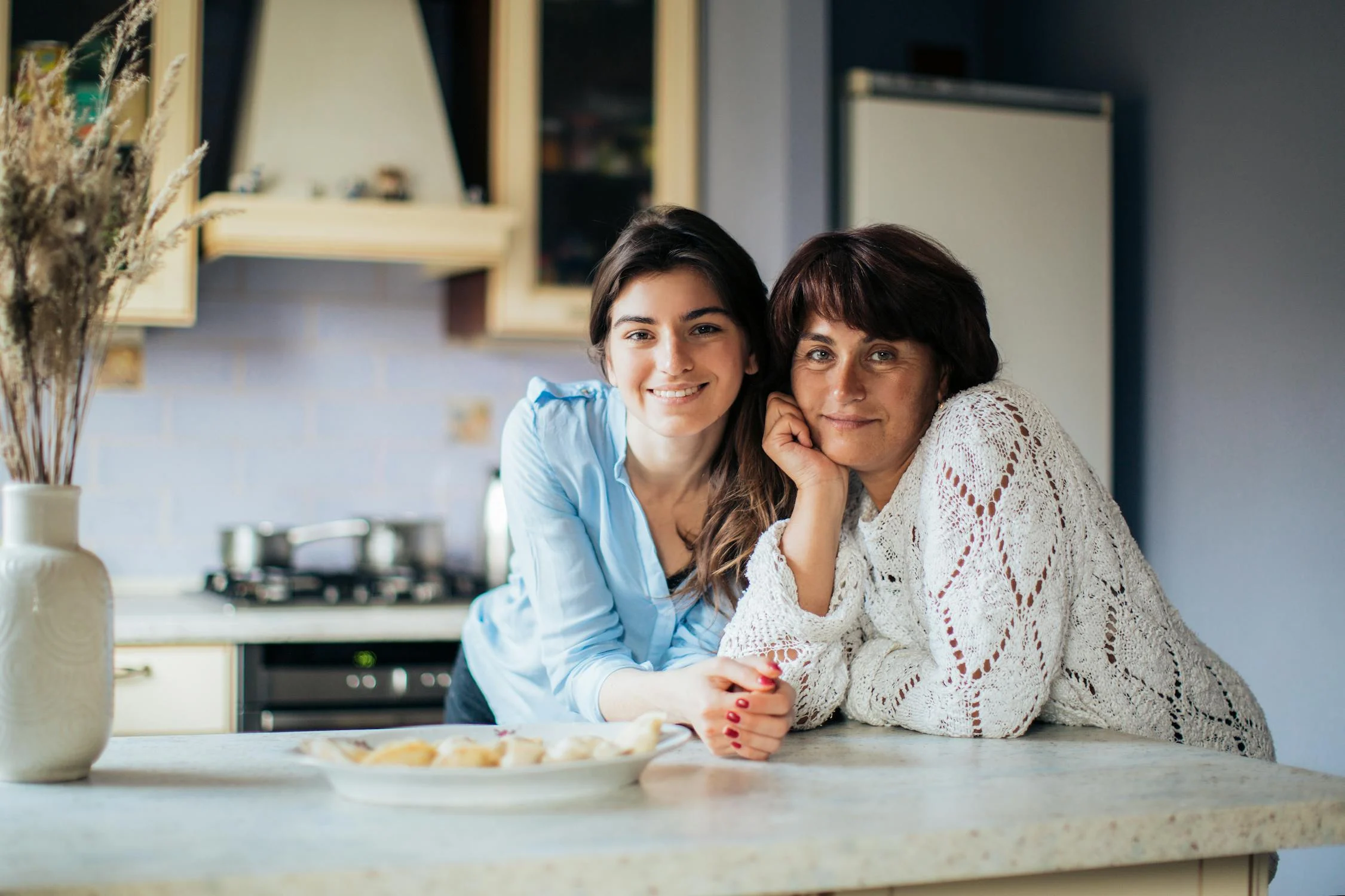 A happy mother with her daughter | Source: Pexels