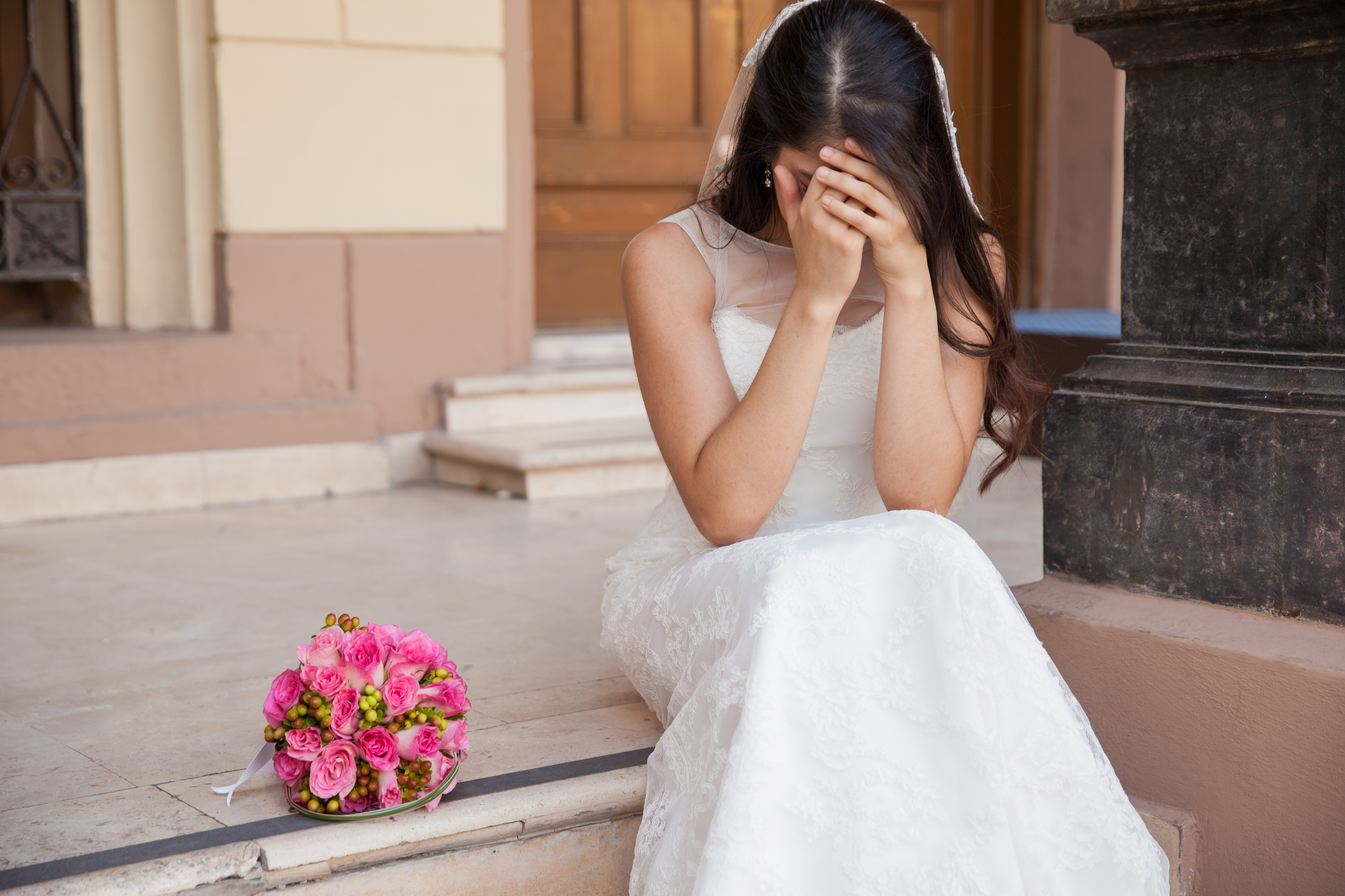 A sad bride | Source: Shutterstock