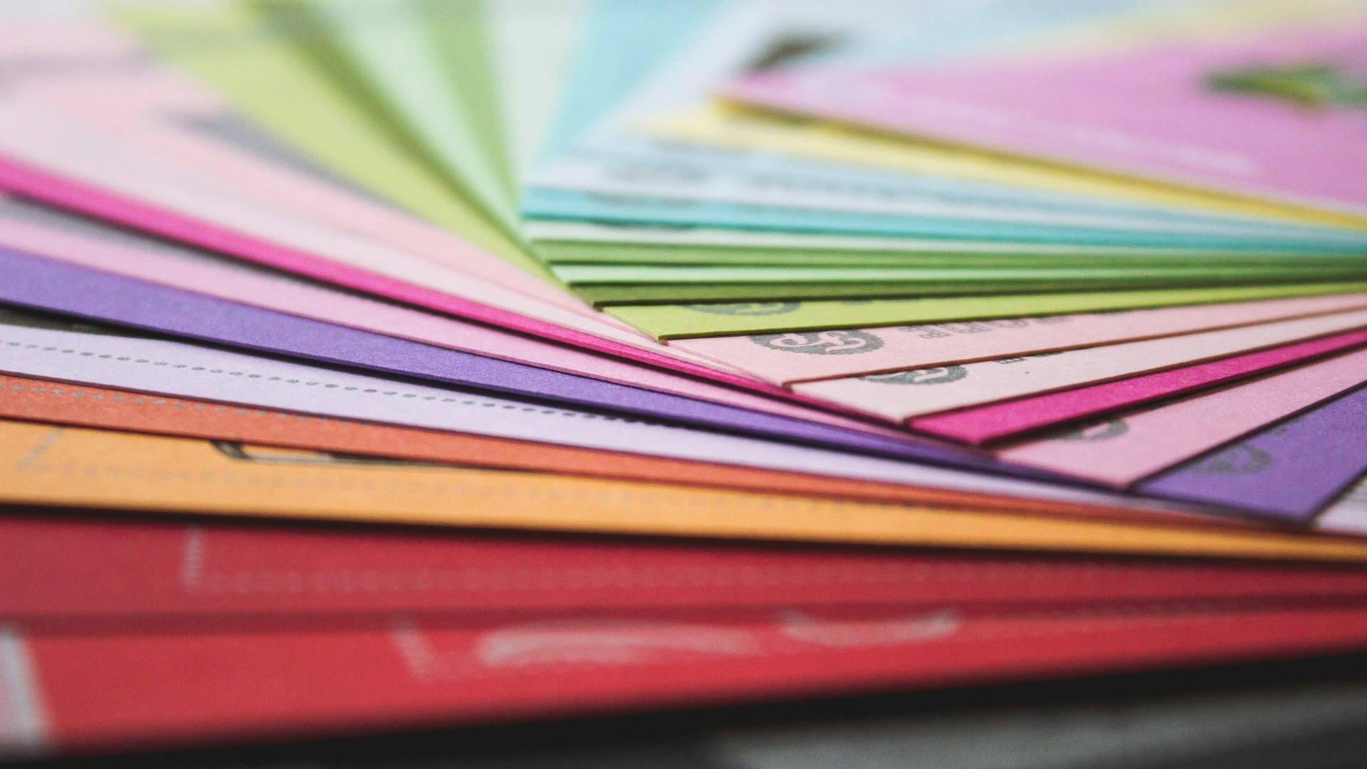 Colorful folders | Source: Unsplash