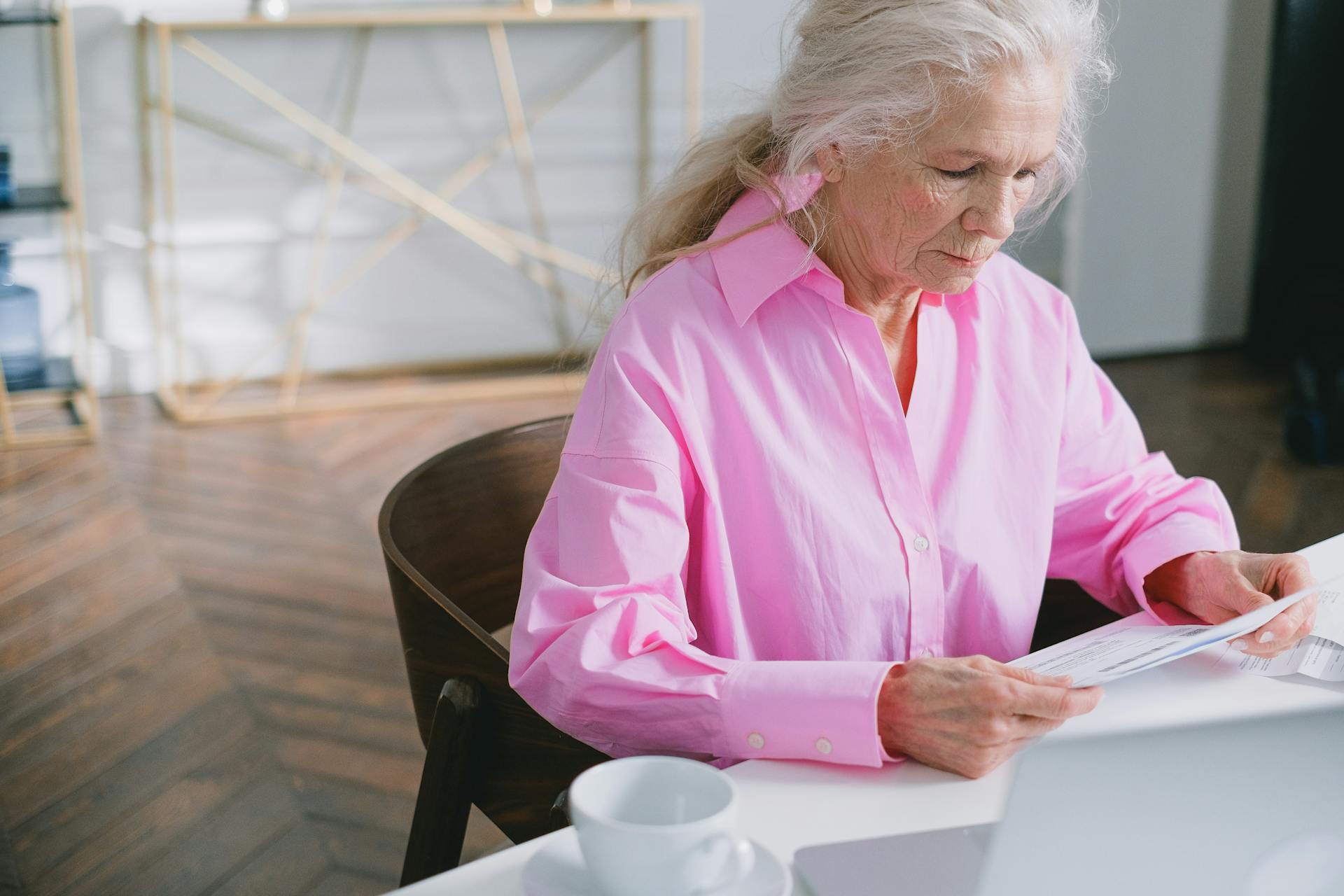 An older woman | Source: Pexels