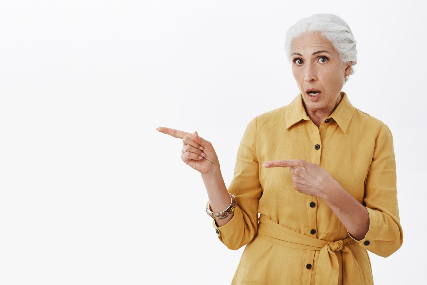 A frustrated senior woman | Source: Freepik